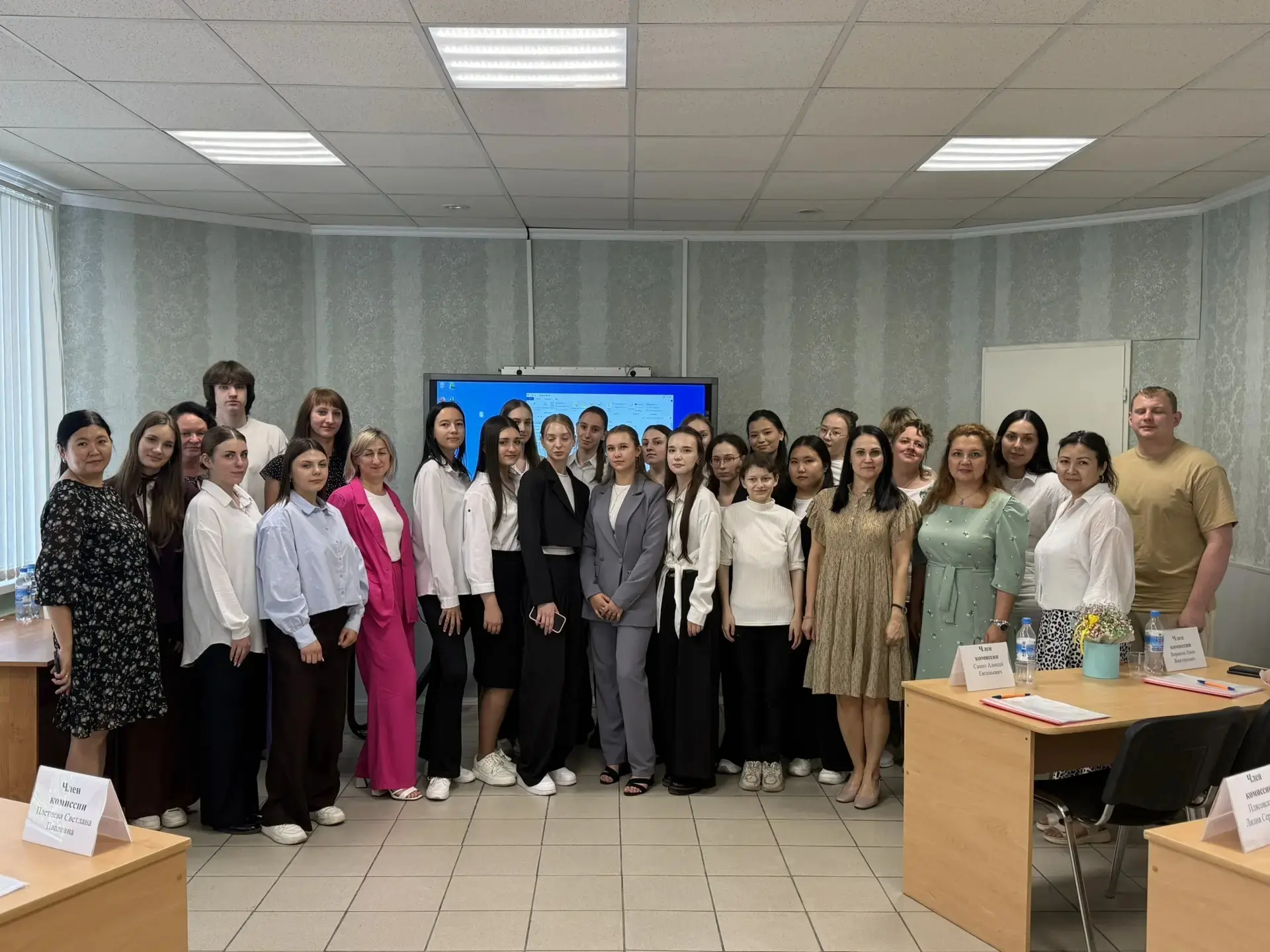 🎓 Итоги ГИА на отделении гуманитарных и компьютерных наук: качество знаний подтверждено!

📅 С 15 п