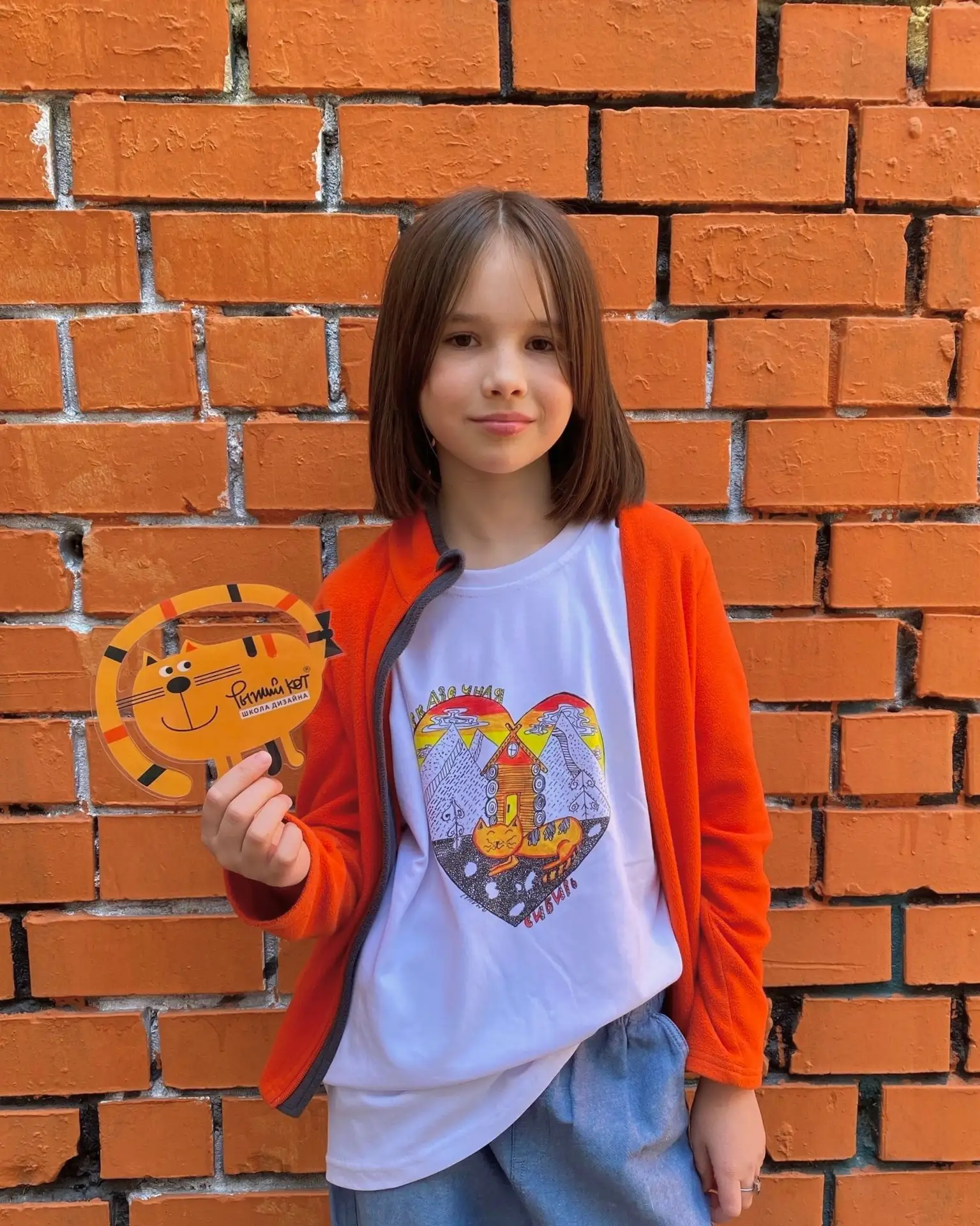 ✴️ «Я хочу сделать свою футболку!»

Очень часто ребята приходят в школу дизайна «Рыжий Кот» с мечтой