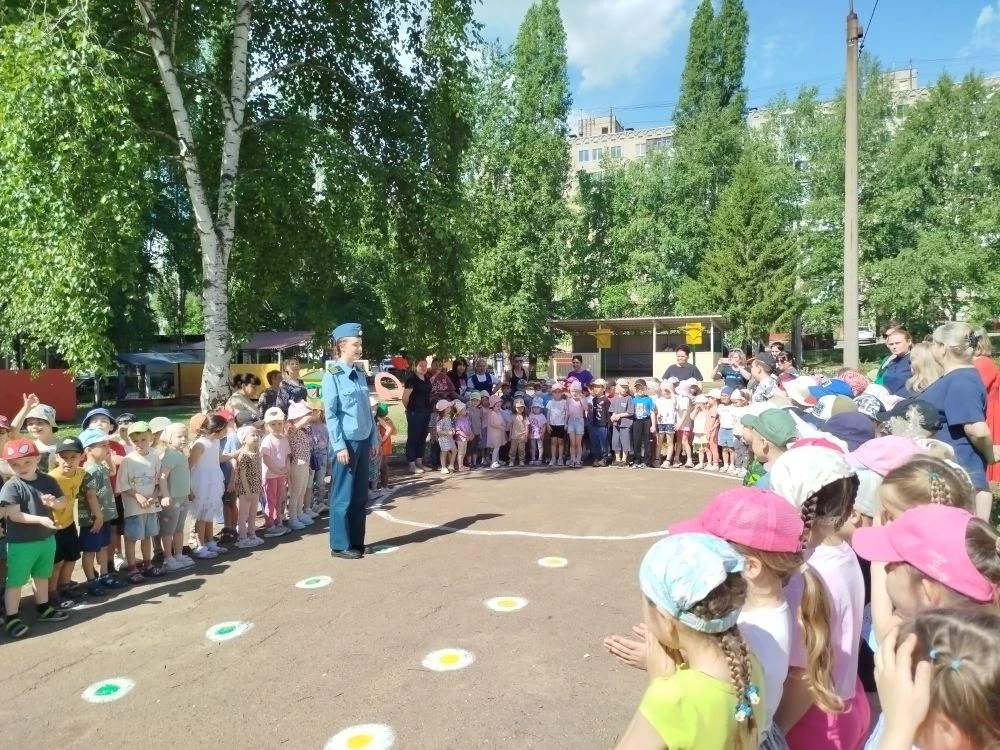 В ДЕТСКОМ САДУ ПРОШЛА УЧЕБНАЯ ЭВАКУАЦИЯ

26 мая 2026 года в МАДОУ Детский сад № 11 прошла учебная тр