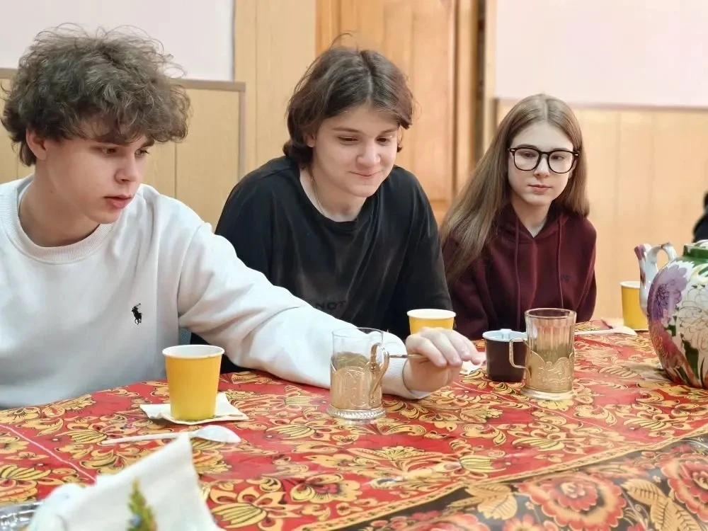 ☕ Чаепитие по-русски: тепло, история и уют в Доме культуры железнодорожников!

📸Смотрите больше фот