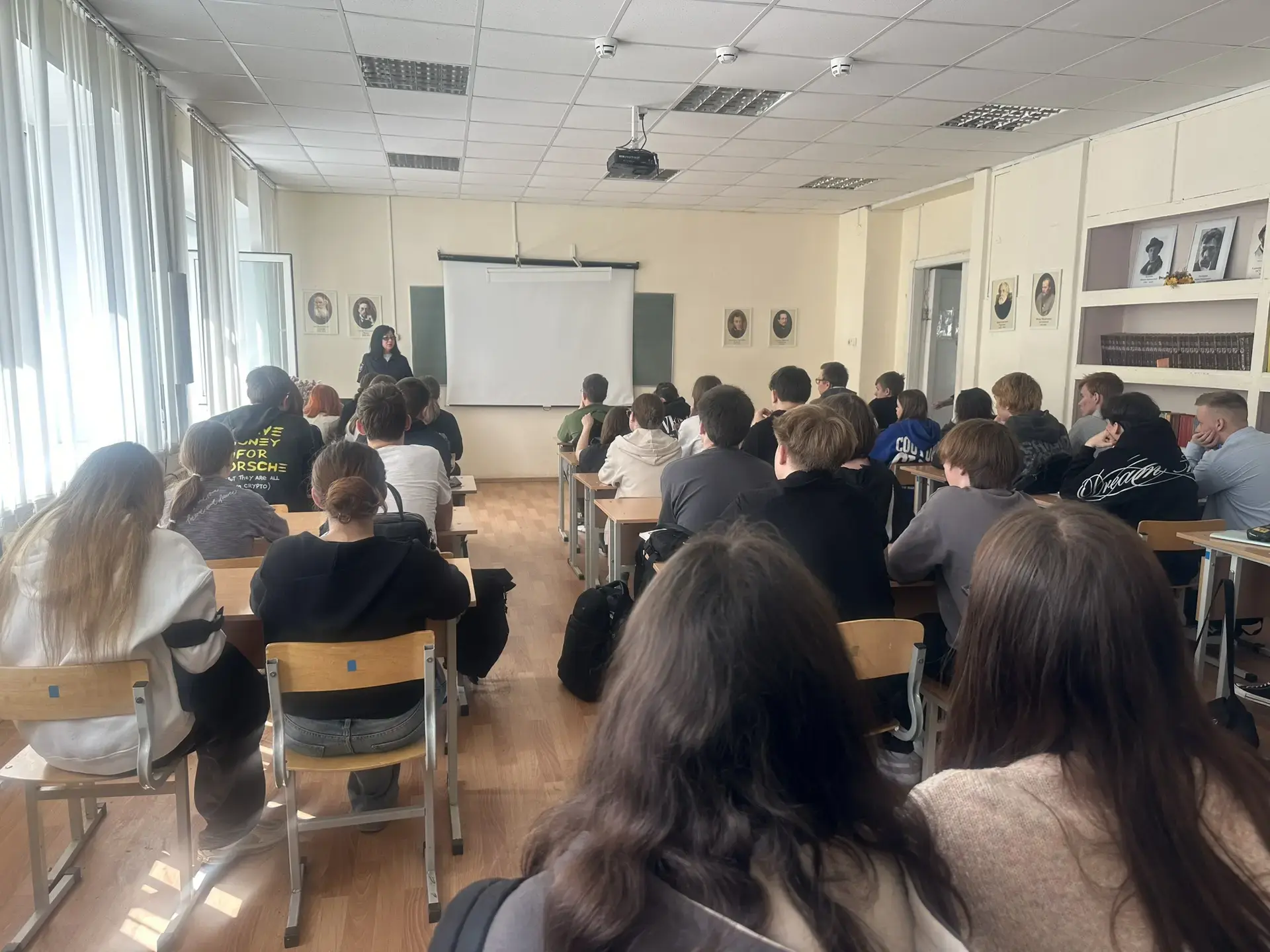 11 июня в рамках профилактических мероприятий состоялась очередная встреча обучающихся техникума с и