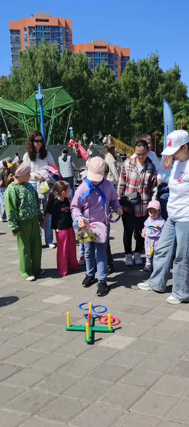 🎈 В лагере ко Дню защиты детей прошёл настоящий праздник детства

Наш летний лагерь закружил ребят 