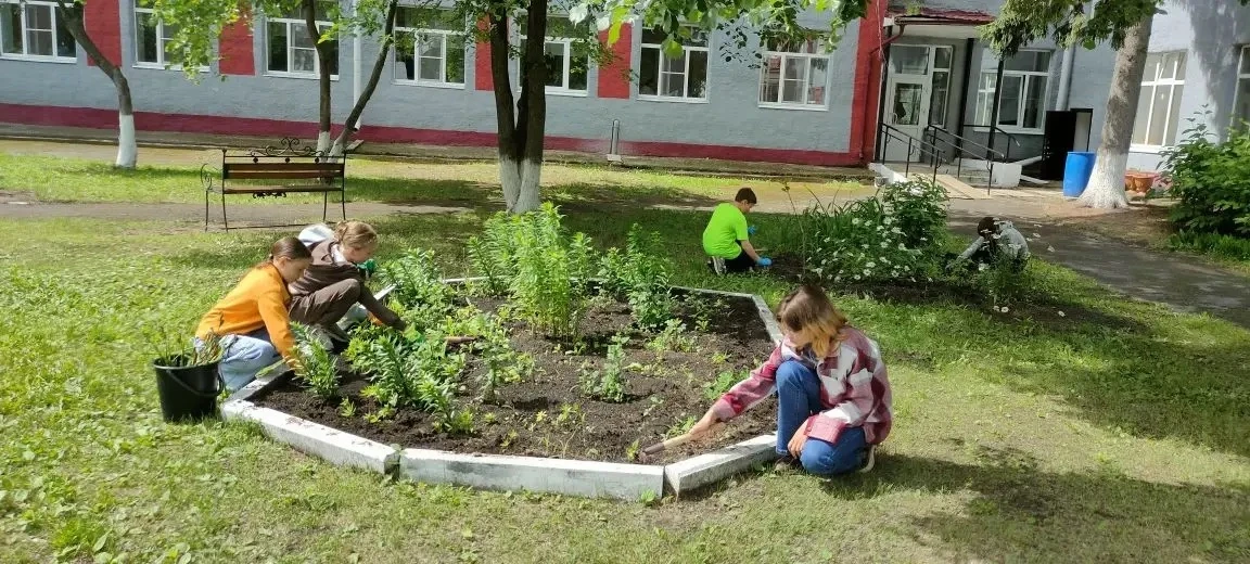 💥Пятая трудовая четверть!

Сегодня к работе приступил 6Г класс под руководством нашего замечательно