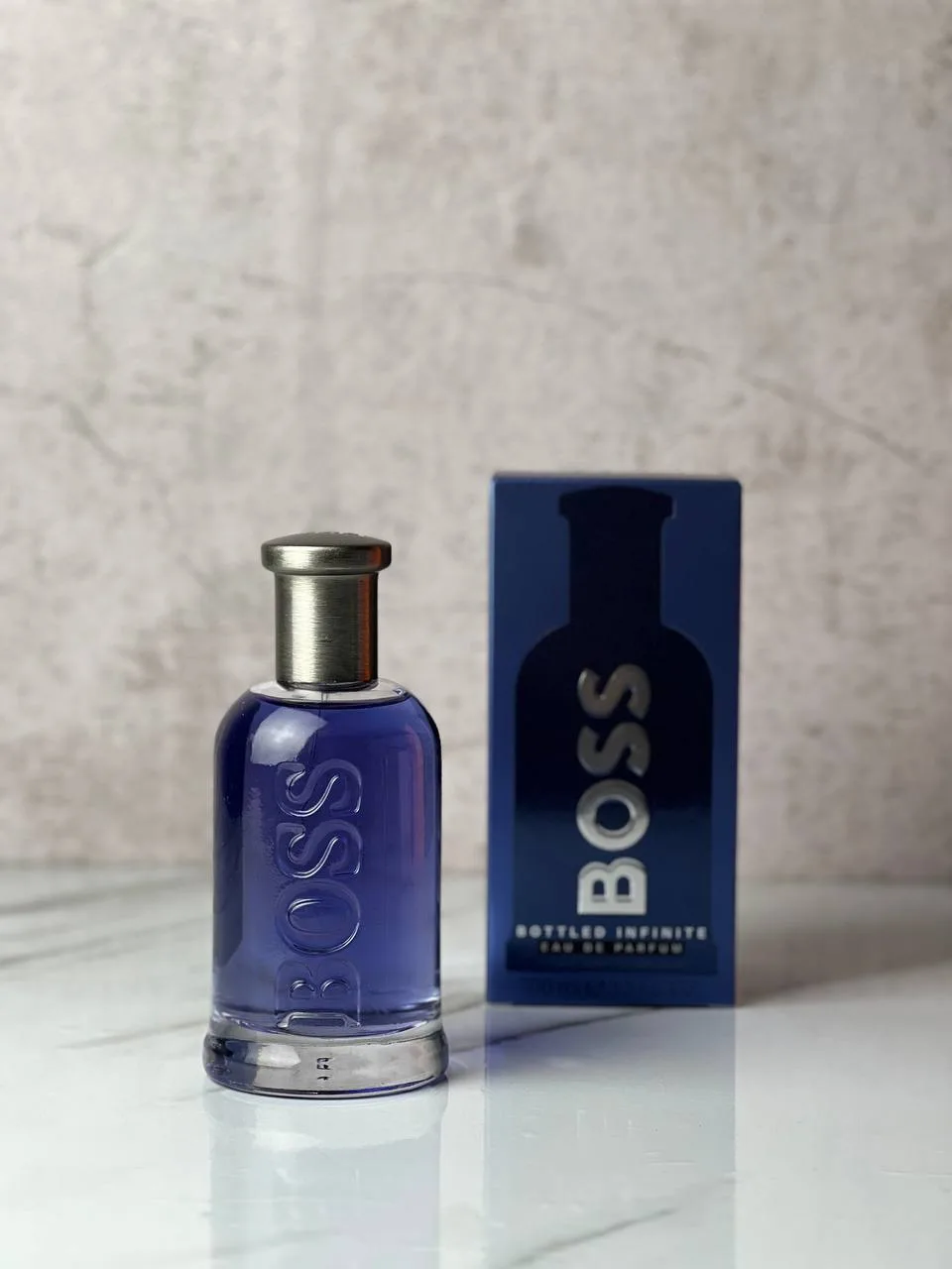 Boss Bottled Infinite

💐 Ноты аромата:
• Верхние: мандарин, яблоко, корица, шалфей
• Сердце: лаванд