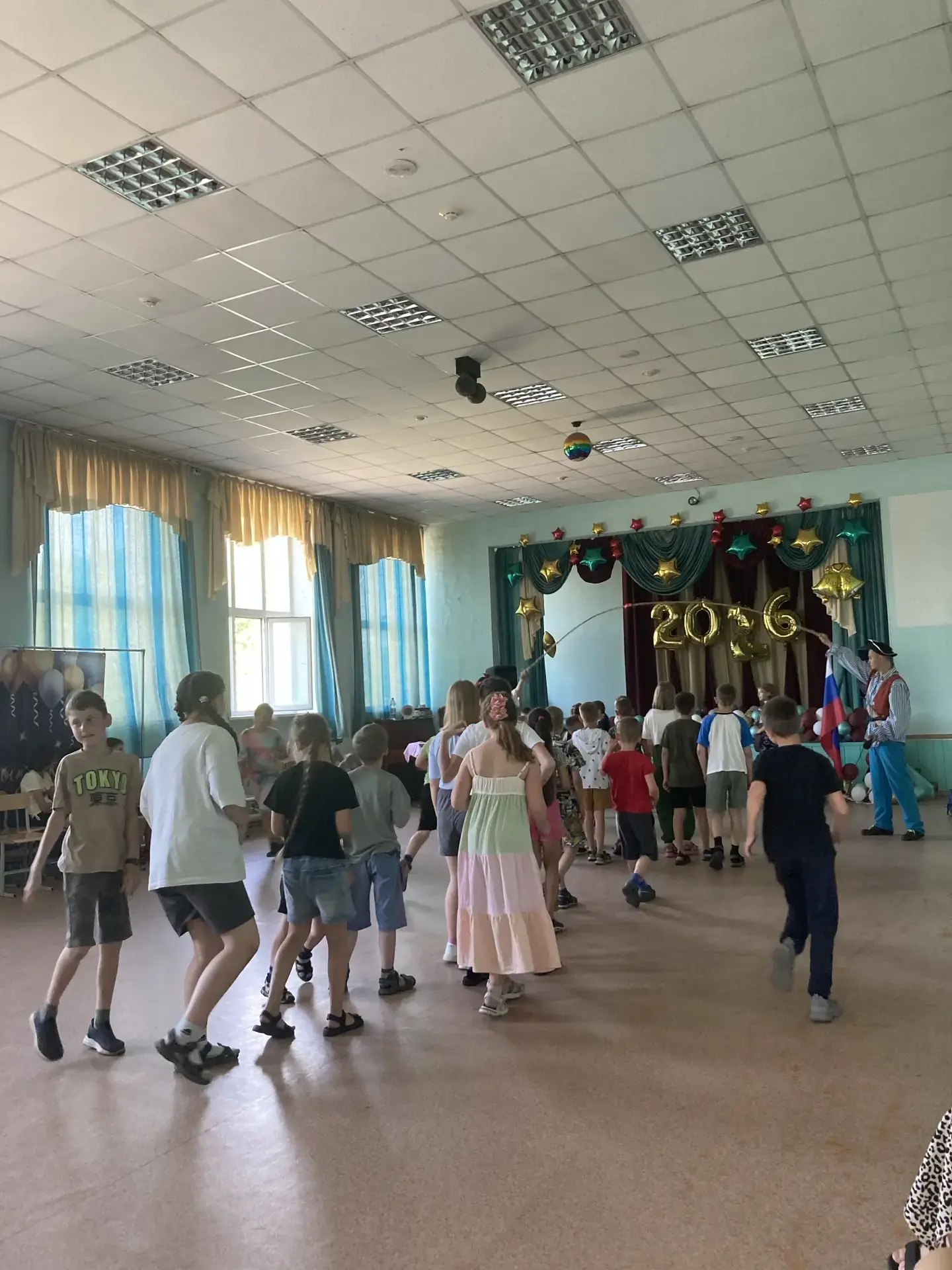 🏴‍☠️⚓ Пиратские приключения в лагере «Цветочный городок»! ⚓🏴‍☠️

В нашем лагере прошёл захватывающ