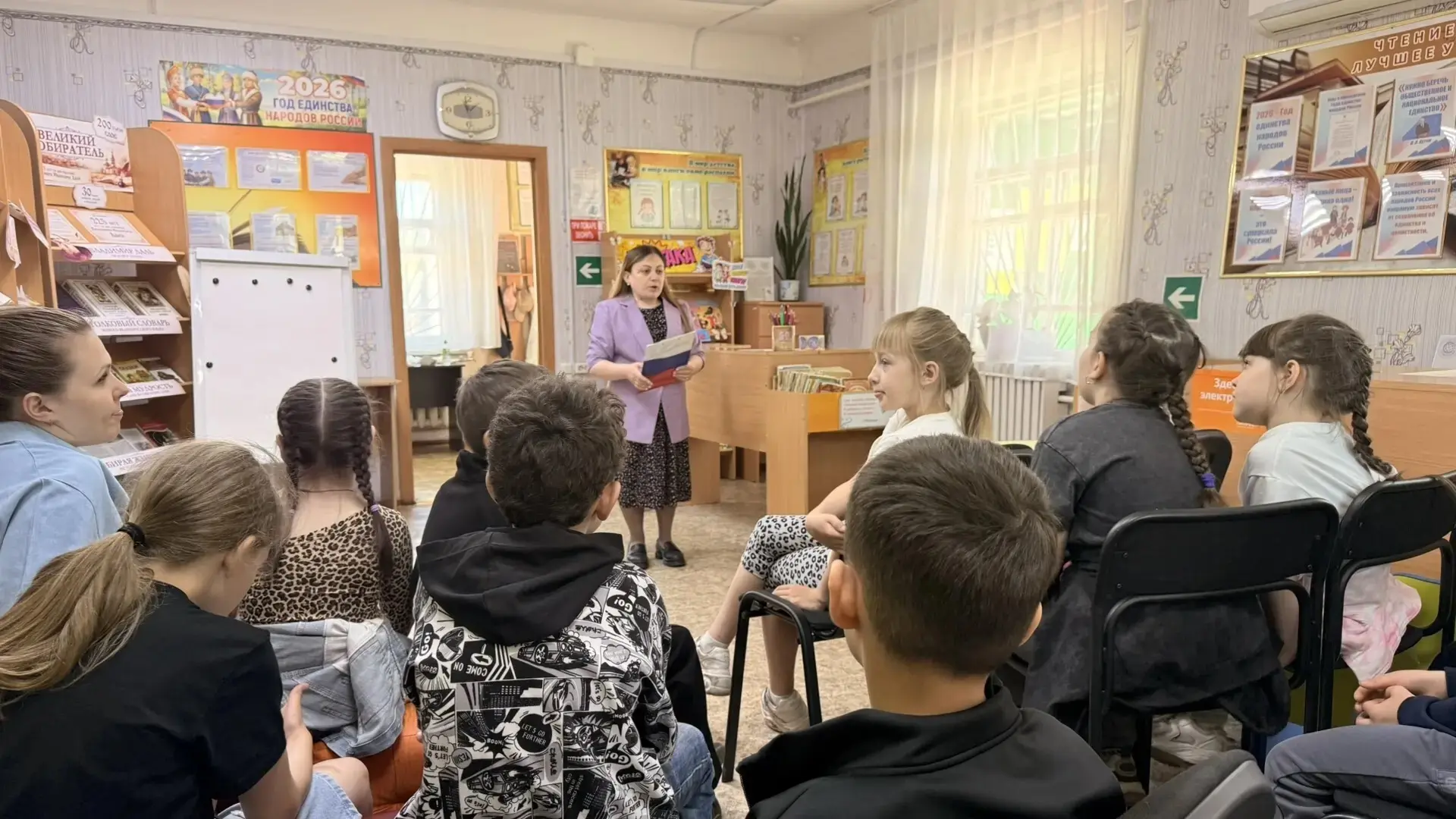 В преддверии  празднования Дня России в детском отделе Межпоселенческой центральной библиотеки для д