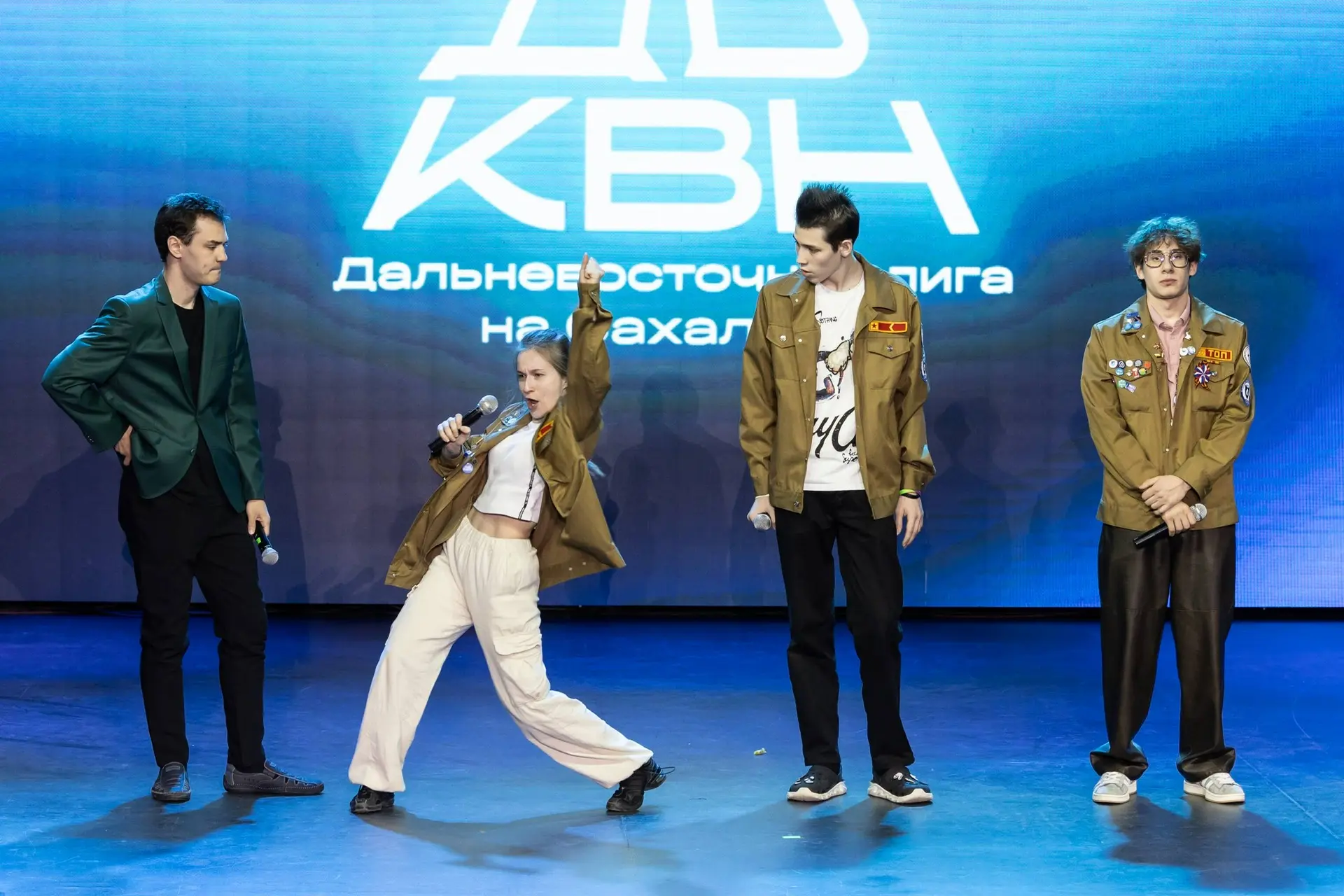 Команда КВН СахРО «Зверята на хайпе» на сцене! 🔥🎭

Команда КВН Сахалинского регионального отделени