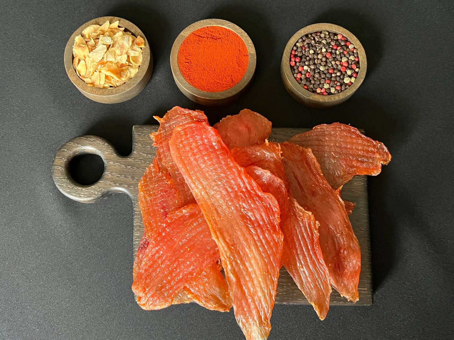 Мясные чипсы снова в наличии! 

Ищем тут: https://www.ozon.ru/seller/myasnoy-dom-grachevyh

Кстати п