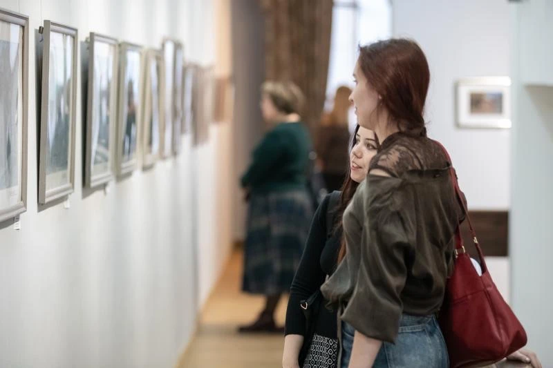 🏛️Понедельник – день музейный? 

Планировали начать неделю культурно, пришли к дверям любимого учре