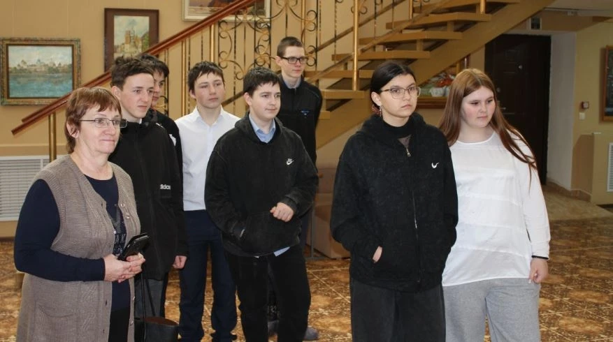 Пушкинская карта - прекрасный помощник в познавательном путешествии

Недавно художественный отдел на
