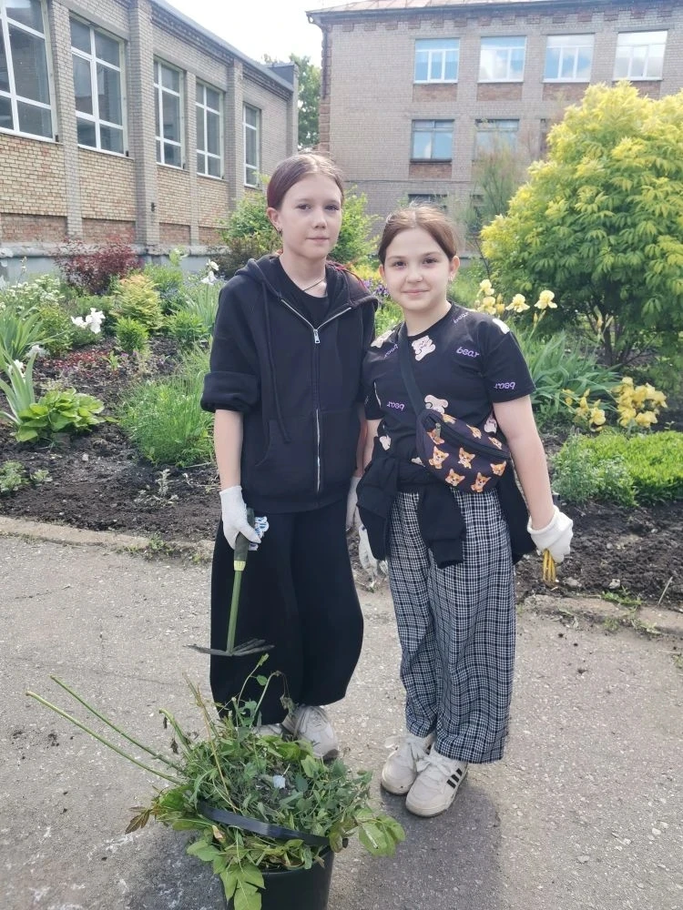 День эколога в России отмечают 5 июня. 🌳🌱
Этот день призван привлечь внимание общественности к про
