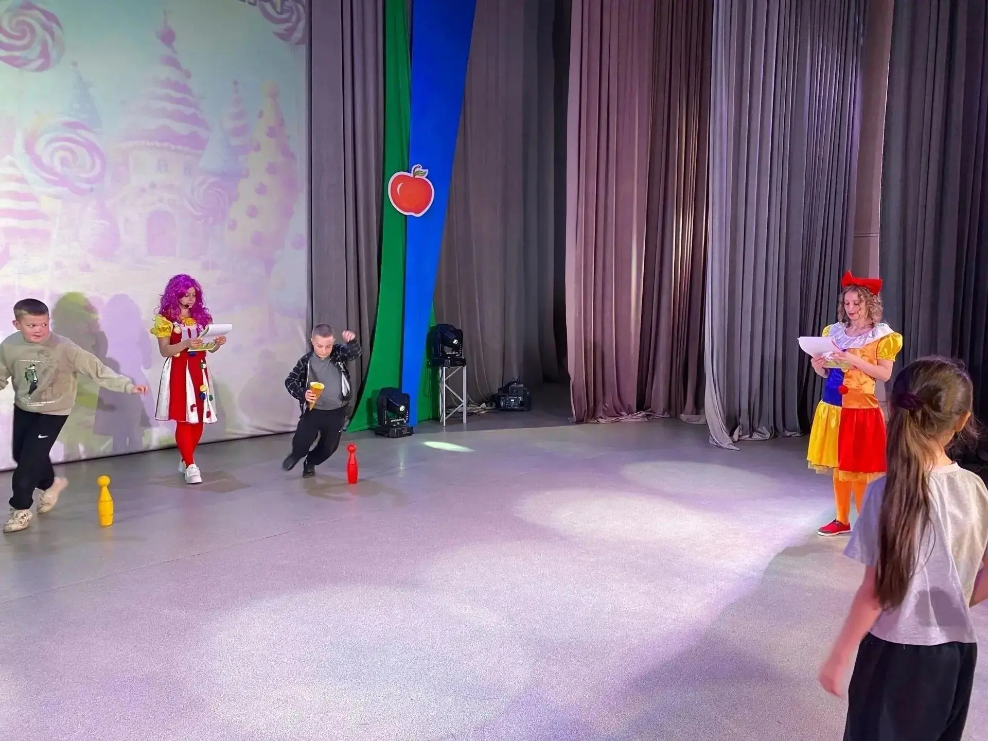 3 июня состоялось открытие летней игровой площадки «Мир детства - мир чудес».