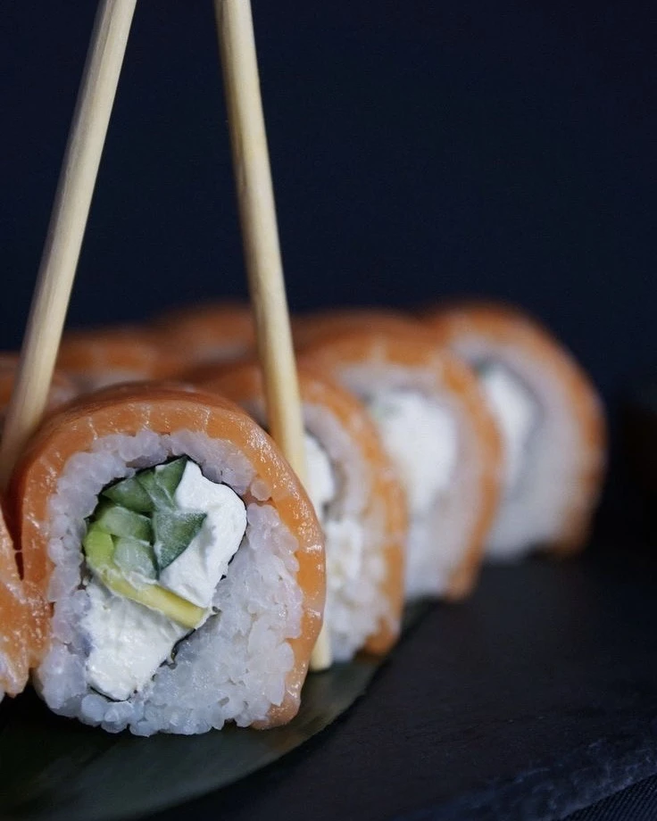 Хотите сет свежих и вкусных РОЛЛОВ? 
Тогда этот РОЗЫГРЫШ точно для вас)

Итак, что нужно для участия