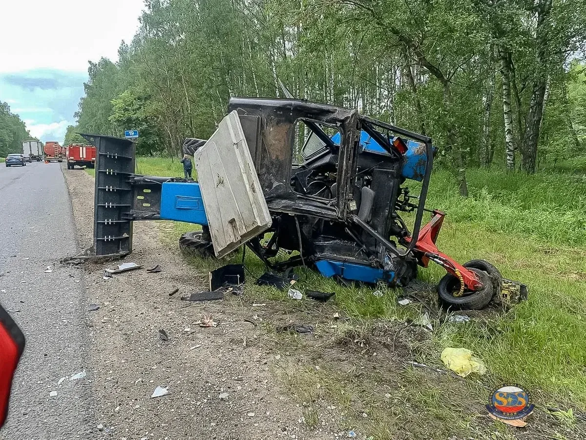 Бензовоз и трактор столкнулись под Камешково

Авария произошла на трассе М-7 в районе деревни Хохлов