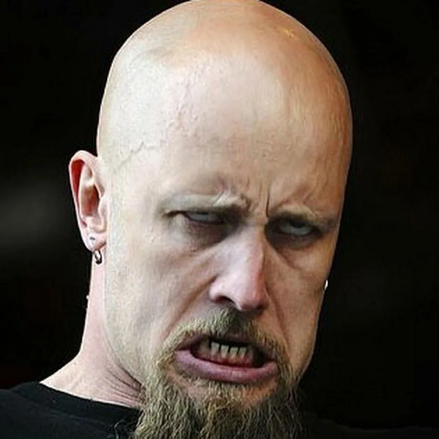 8 июня 1966 года родился Йенс Кидман (Jens Kidman) - вокалист шведской группы Meshuggah. 
Сегодня ем