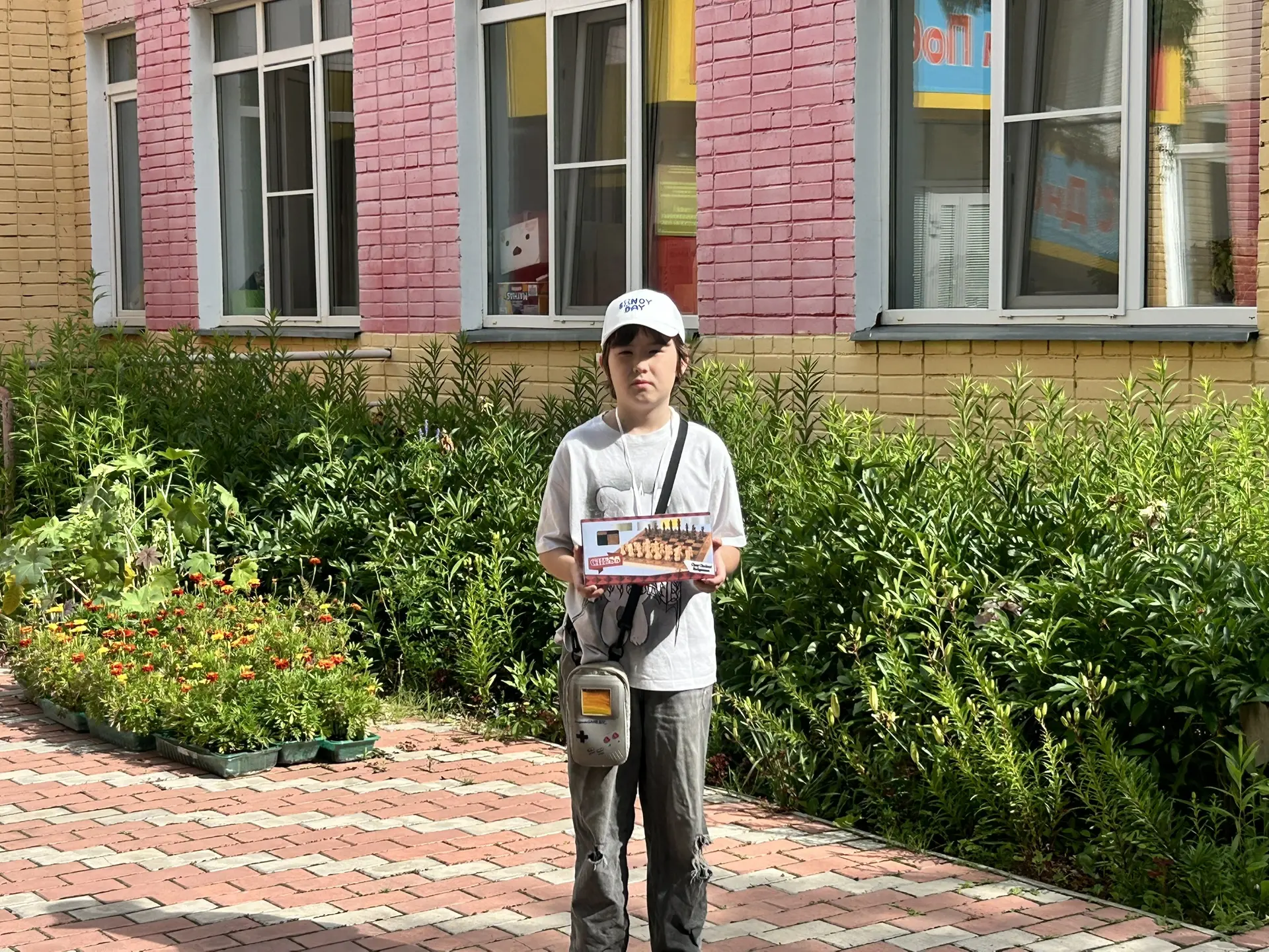 🏕️ ДЕНЬ В ЛАГЕРЕ «ЗОЛОТАЯ ГОРКА»: ТРИУМФ ШАХМАТ И ПОИСКИ СОКРОВИЩ!

Сегодняшний день в нашем лагере