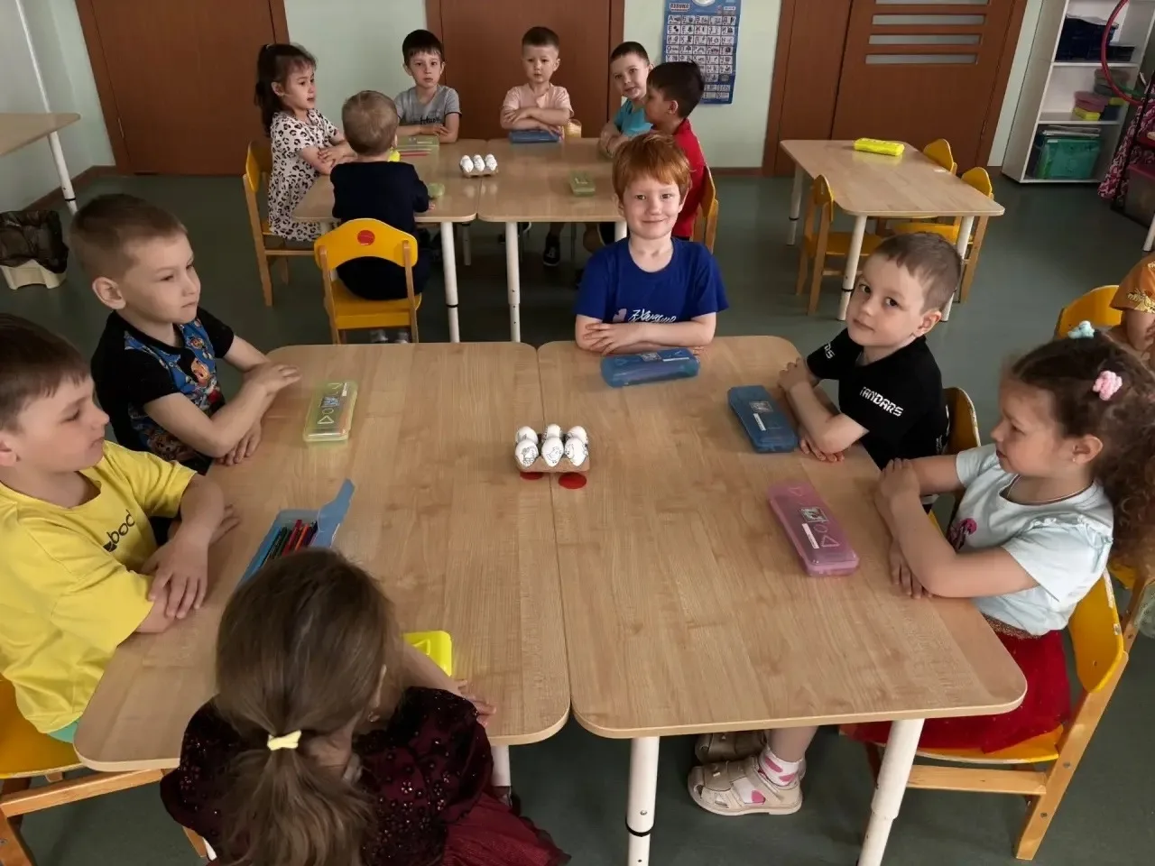 ⛅🌱🌸🌿🐣В преддверии праздника Светлой пасхи, воспитанники средней группы "Зайчик - побегайчик" сов