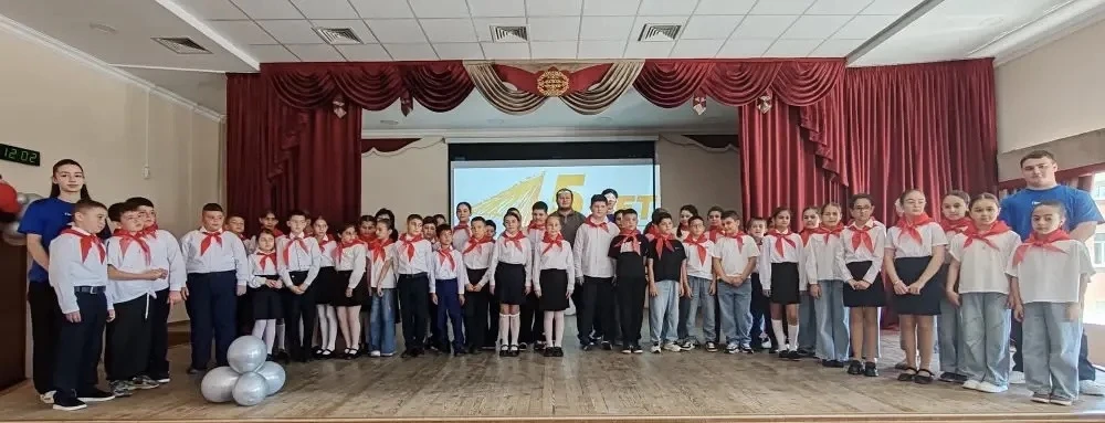 🚀 Мы — Первые! Посвящение четвероклассников в Движение Первых.


Сегодня в нашей школе состоялось з