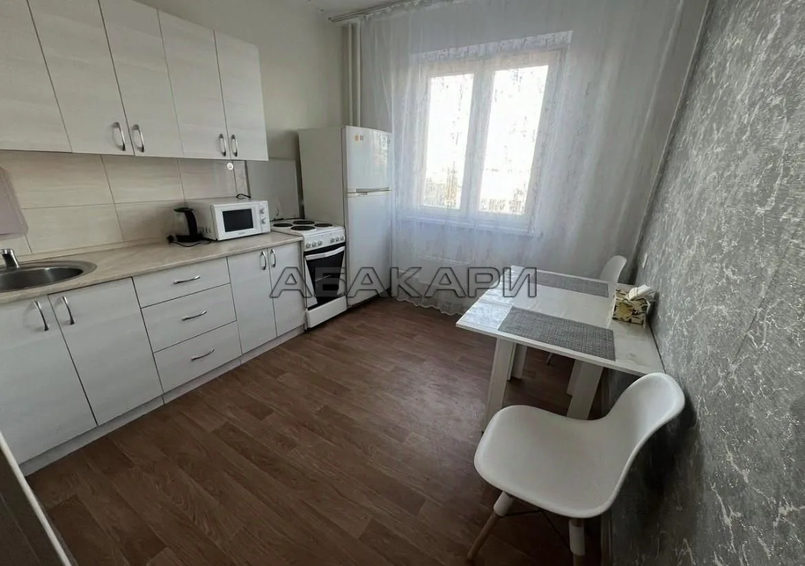 🏠 улица 3 Августа, 24

2 комн. квартира
📐 Общая площадь: 55 м²
📍 Район: Советский
🏗  Этаж:    8 