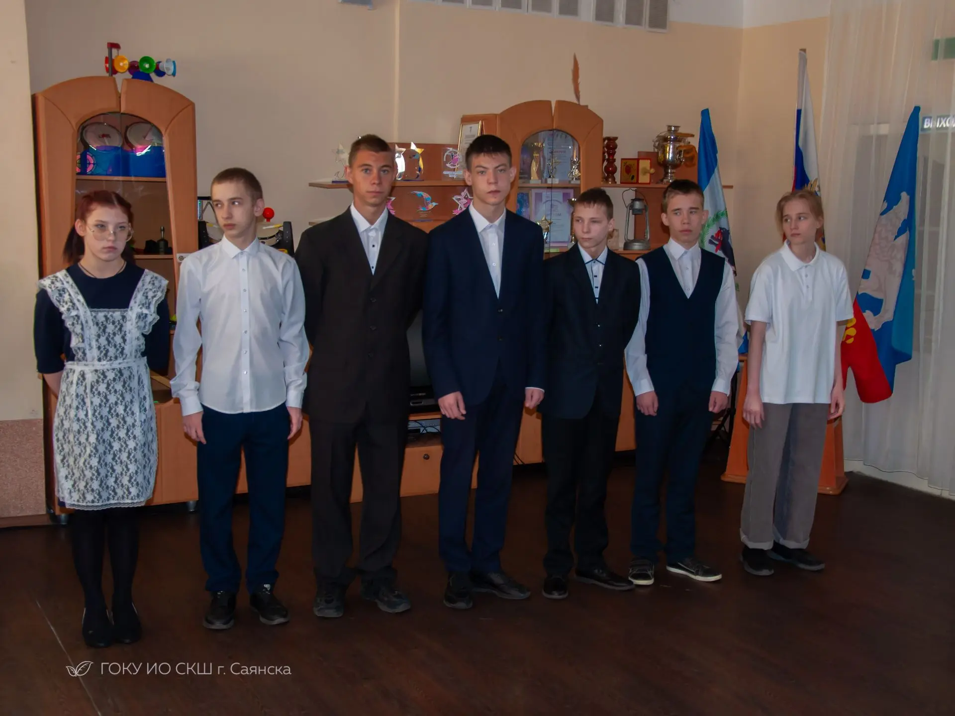 🔔 В школе прошёл праздник Последнего звонка: 13 выпускников попрощались со школой

26 мая 2026 года