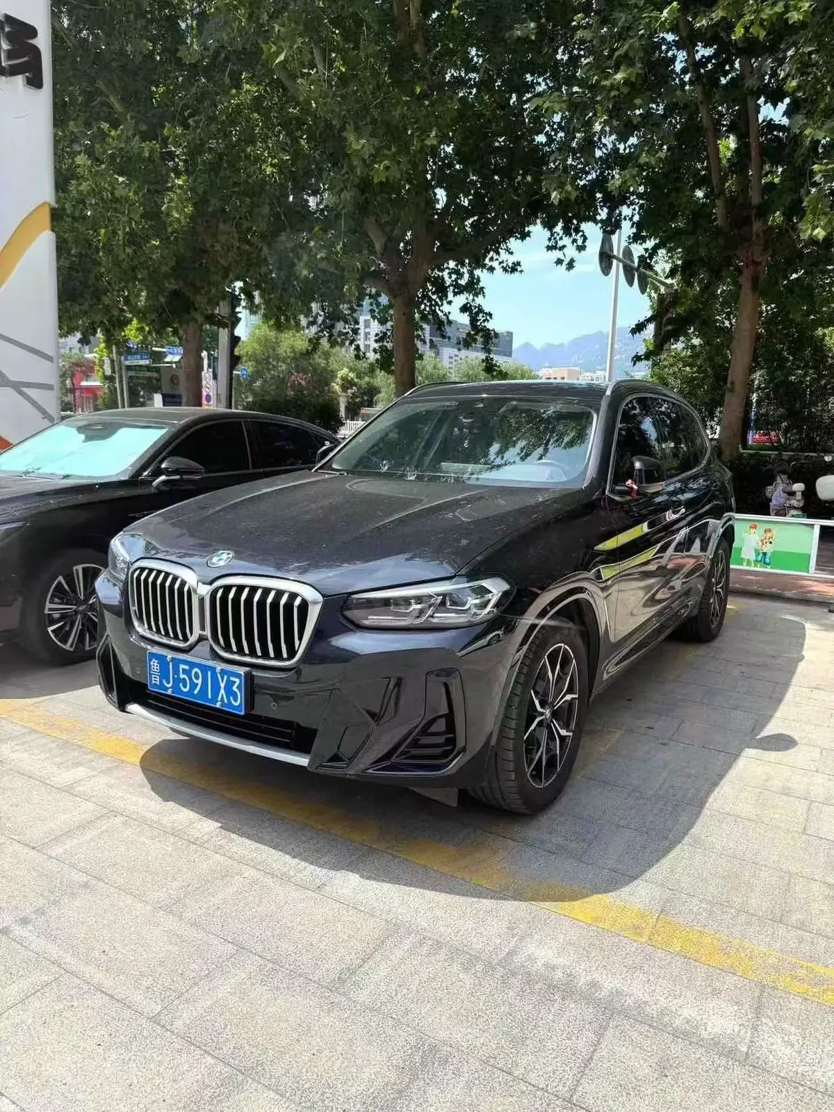 BMW X3 xDrive25Li 2023 из Китая 🇨🇳

▪️Год выпуска: 06.2023
▪️Пробег: 30 000 км
▪️Двигатель: 2.0 Tu