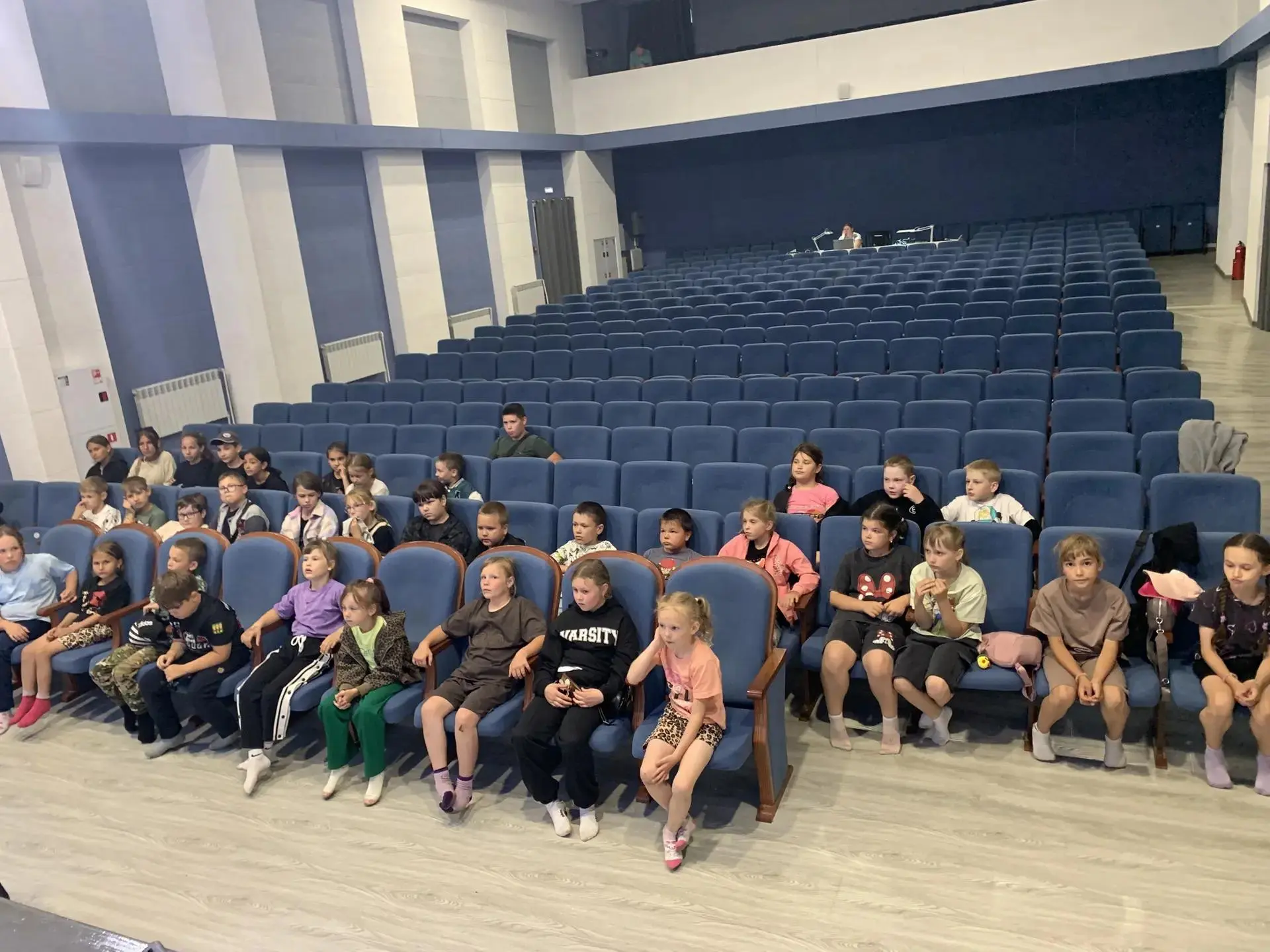 📅 18 июня

📌 В районном Доме культуры прошла прошла встреча - диалог «Безопасное лето».

📚 В ходе