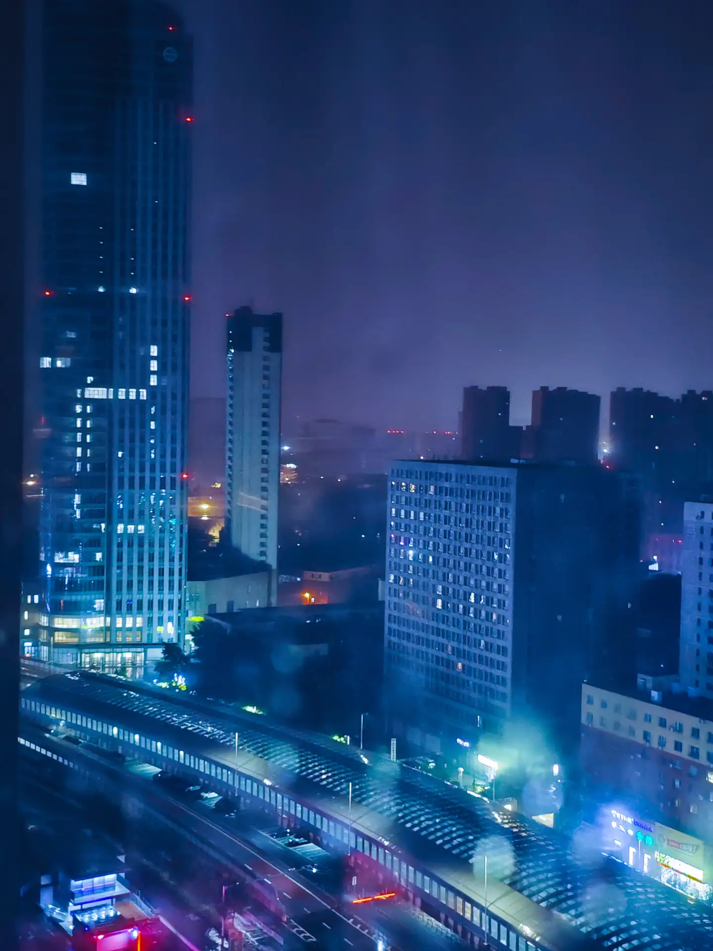 Доброе утро из Шеньяна.

Мы год тут не были. В прошлый раз тут столько не успели увидеть, что давно 