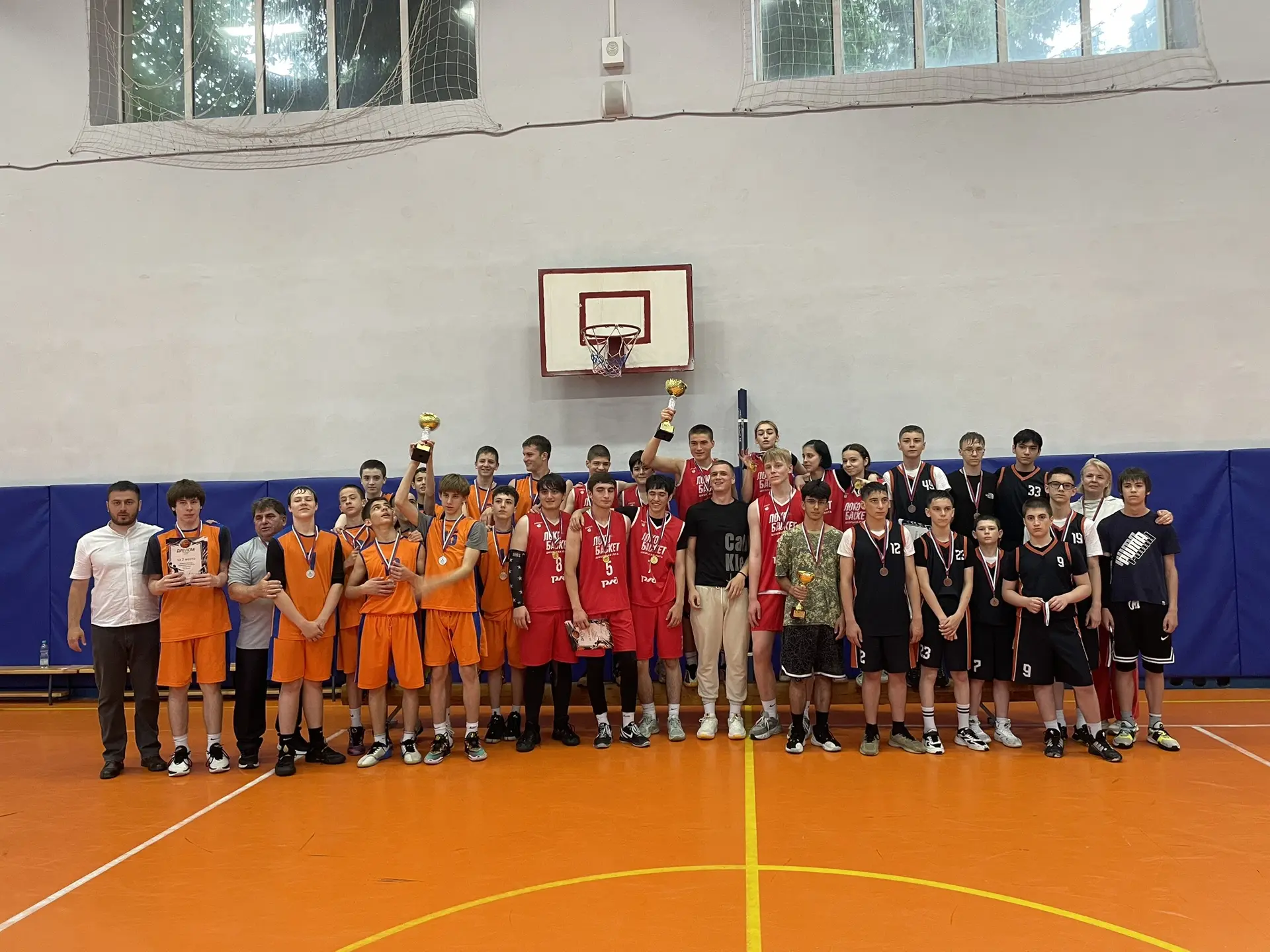 🇷🇺 День России 🇷🇺

🏀 В МБОУ СОШ №1 с. Октябрьское состоялся турнир по баскетболу среди юношей 2