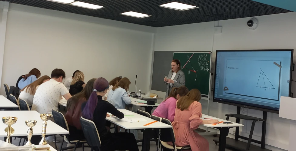 🎓ГОСУДАРСТВЕННЫЙ ЭКЗАМЕН СДАН🎓

🔥Выпускники бакалавриата 152 группы профиля «Математика и дополни