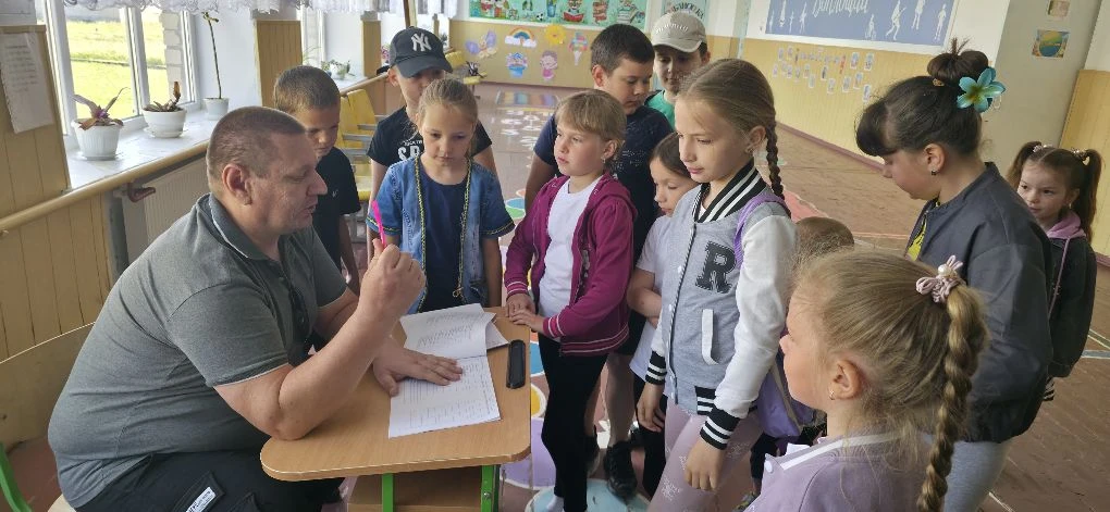 📣 Открытие летней образовательной смены в Александровской школе! 
 
2 июня в ГБОУ ХО «Александровск