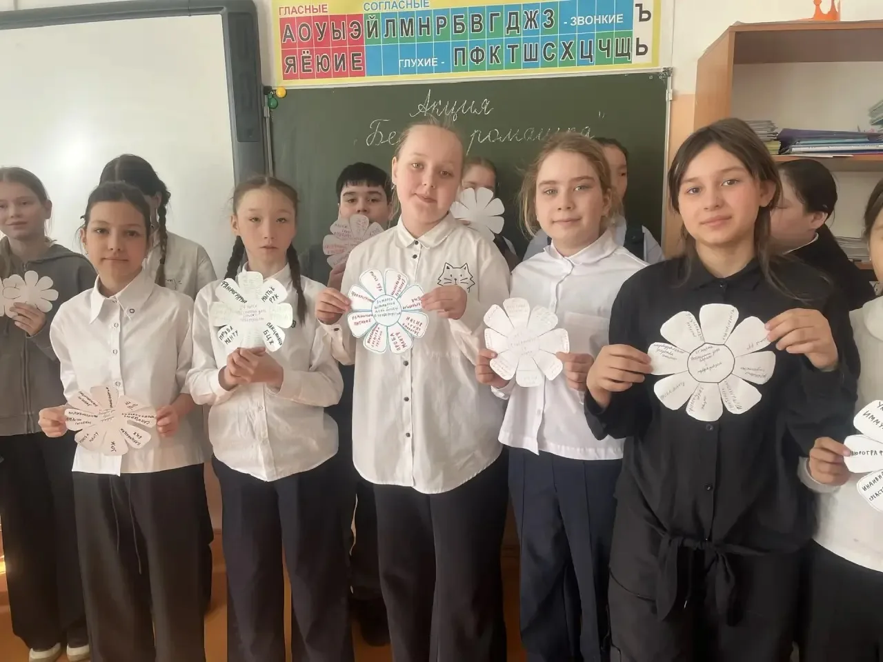 ✨Акция «Белая ромашка» в нашей школе.

24 марта, в Международный день борьбы против туберкулеза, в ш
