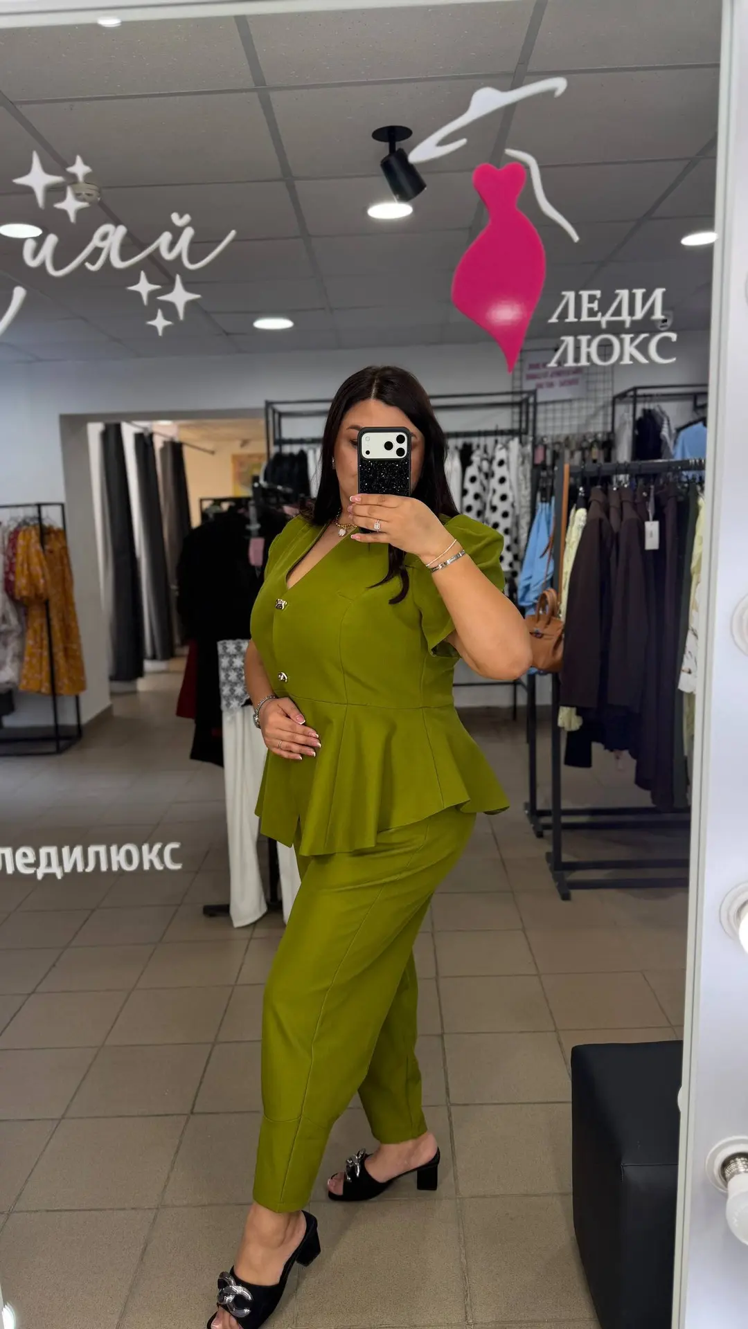 Костюм оливка 🥰