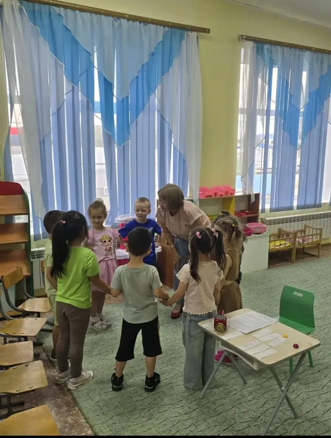 Прошло итоговое занятие в средней группе Капельки — это отличный способ продемонстрировать родителям