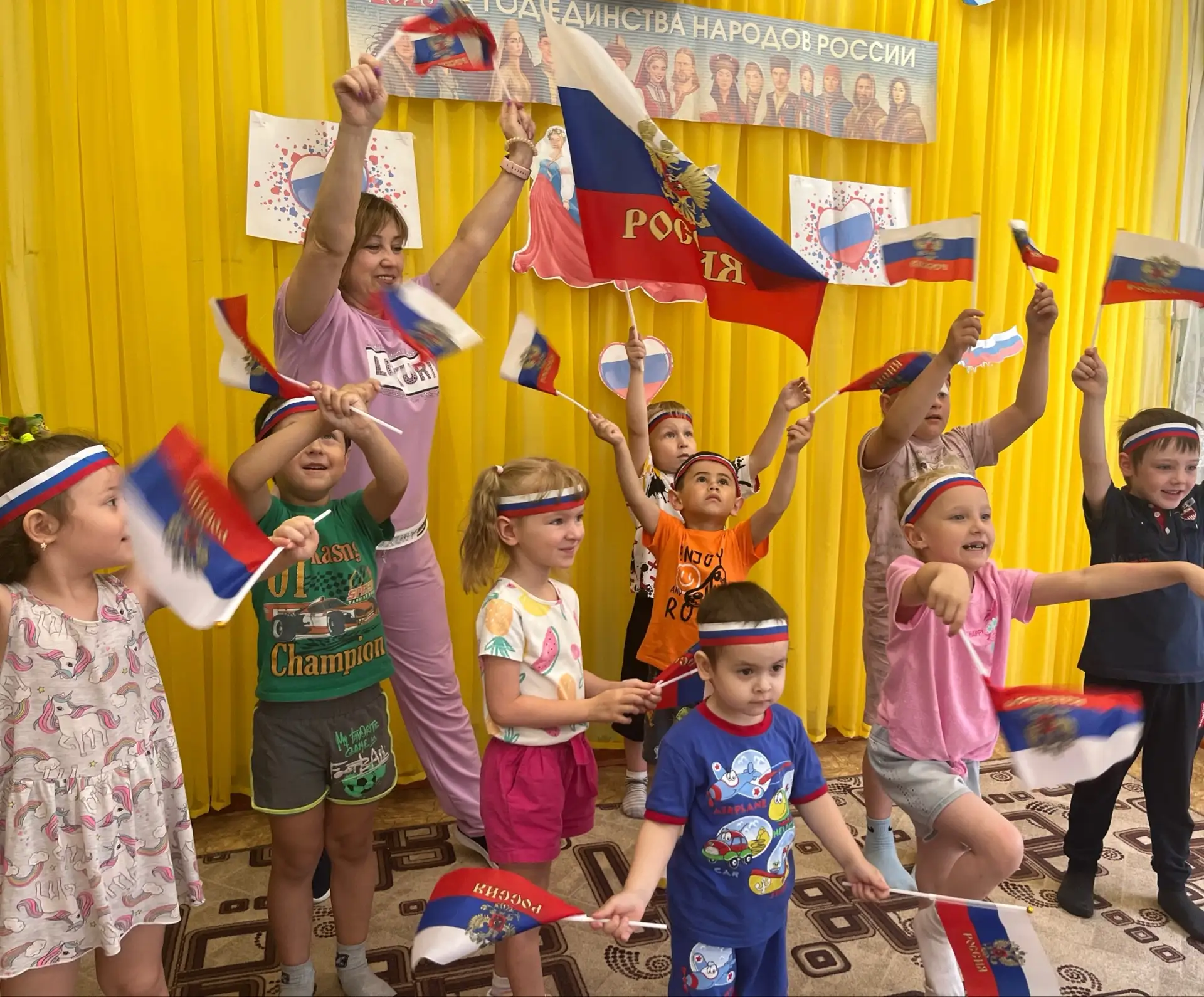12 июня мы отмечаем Всероссийский праздник «День России». В связи с этим в нашем детском саду прошло