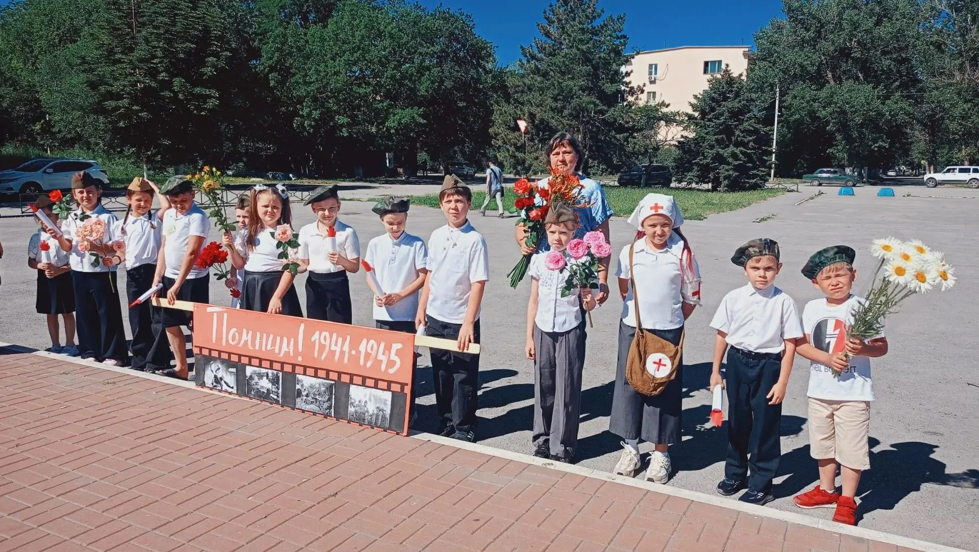 🕯 В День памяти и скорби: «Вахта памяти» 
В этот важный для всей страны день воспитанники пришкольн