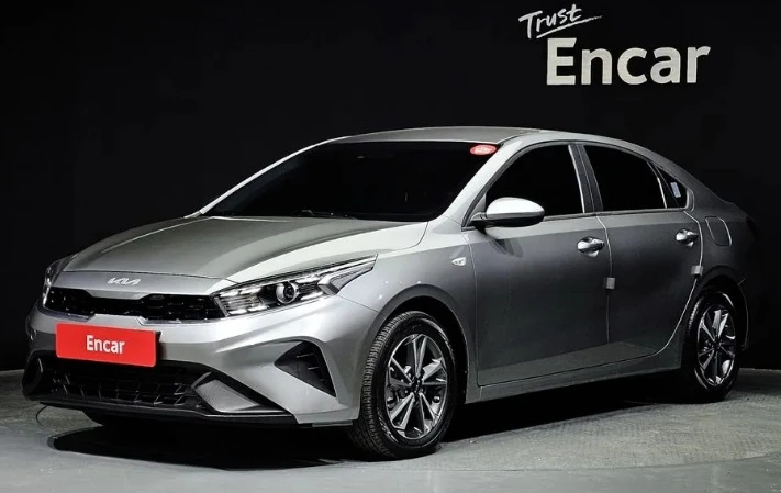 Корея 🇰🇷 в продаже Kia  The New K3 2nd Generation 1.6 

- Двигатель - бензин 1.6
- Дата производст