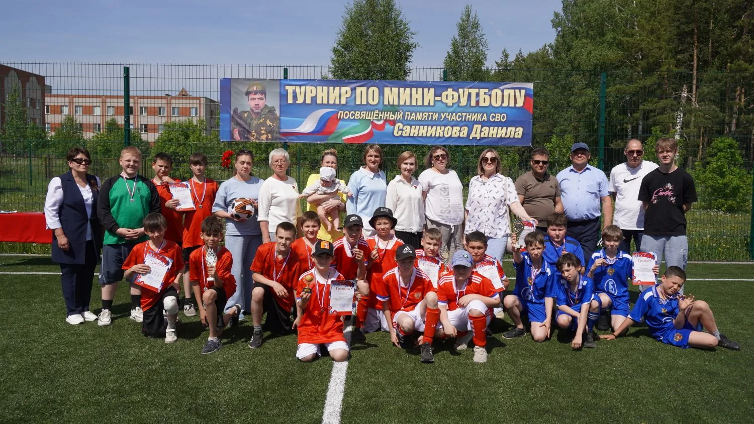 Сегодня, на базе Актюбинской школы-интерната прошёл Республиканский турнир по мини-футболу, посвящён