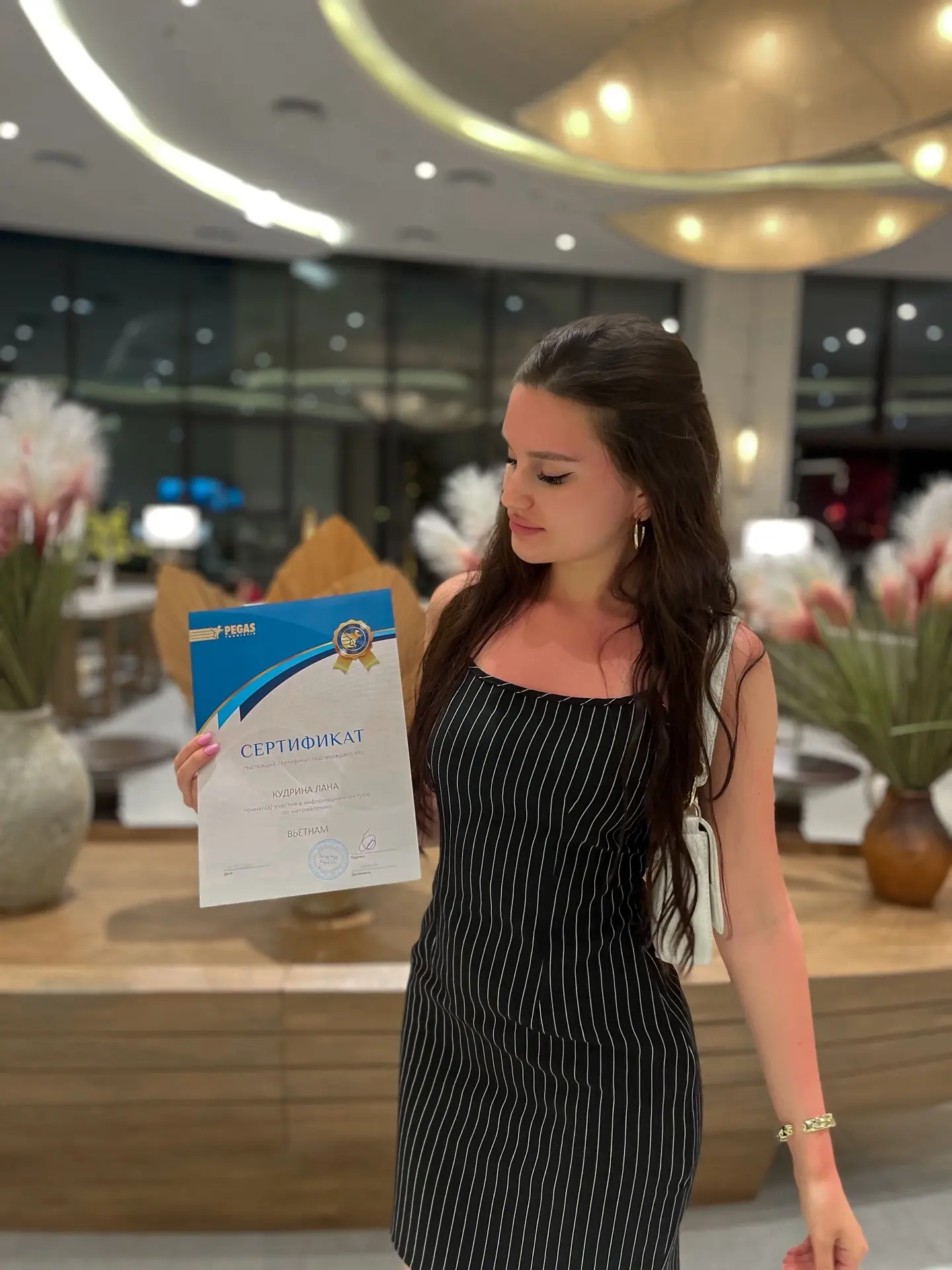 Наш менеджер Кудрина Лана вернулась из рекламного тура для турагентов✈️

Осмотрела 67 отелей Вьетнам