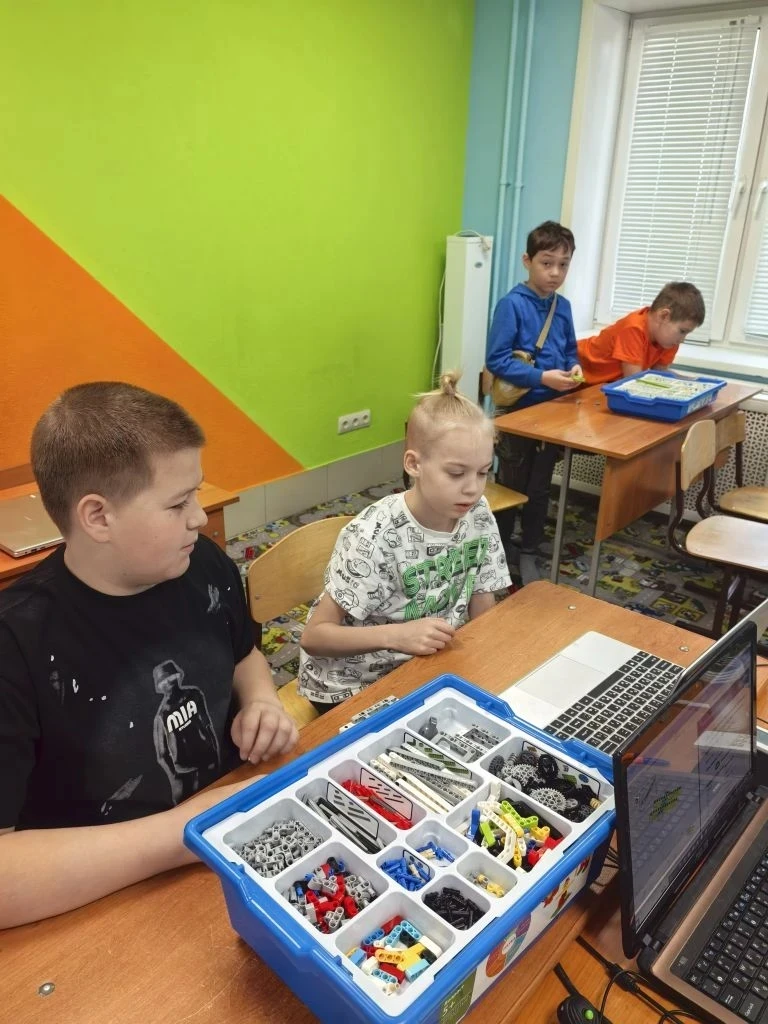 Добрый день, дорогие родители! 😊

🎉 Летняя каникулярная школа 2026 стартовала 🥳

Мы начали Летнюю