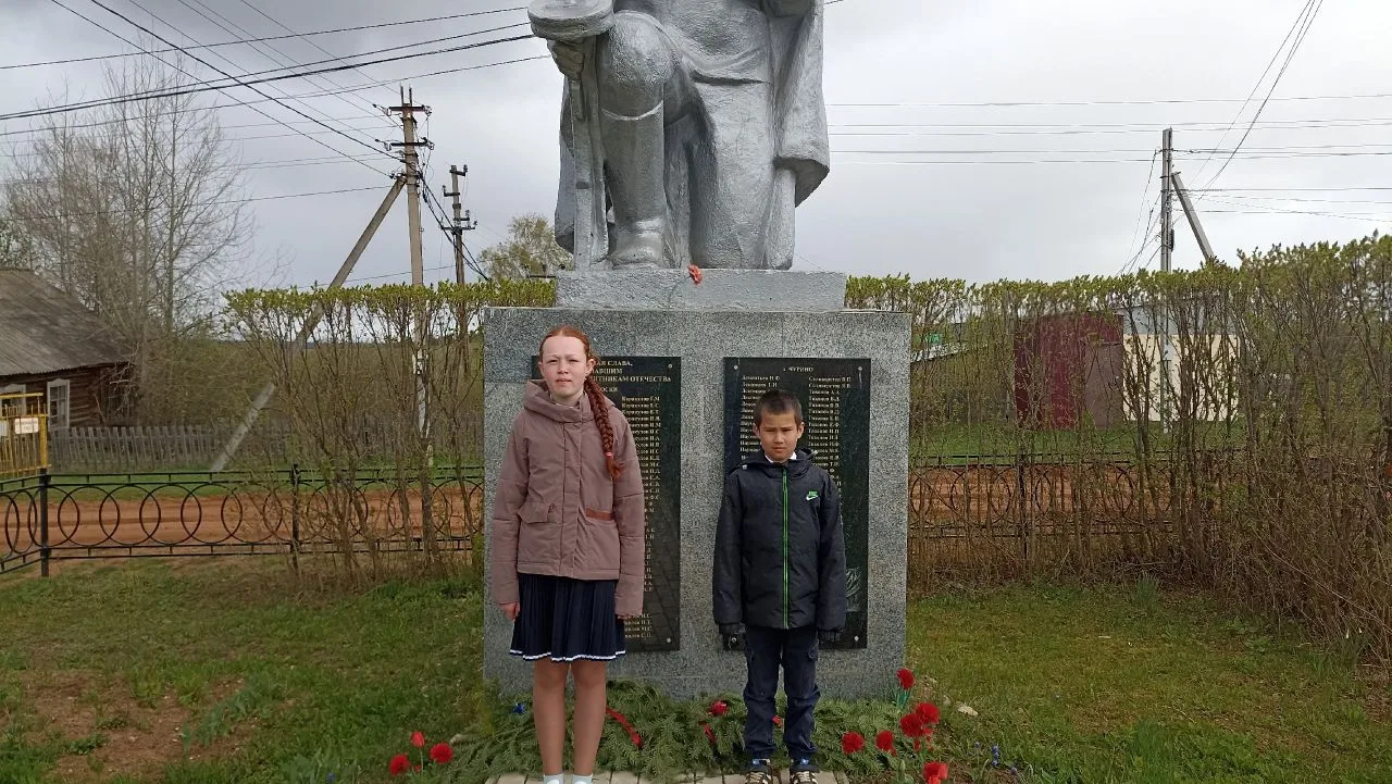 🎗️Вахта Памяти у памятника погибшим в Великой Отечественной войне🎗️

️Пусть мы совсем не знаем той