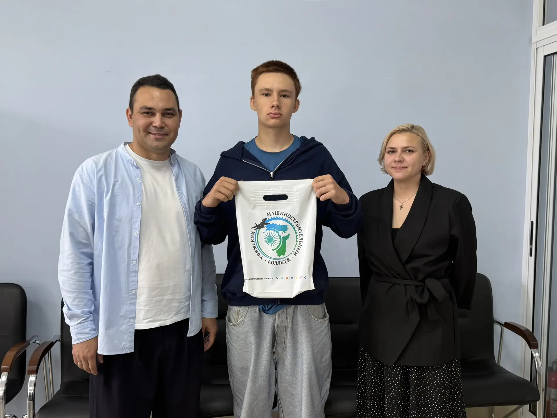 🎉 У нас стартовала приемная кампания! 

Наш первый абитуриент Дмитрий,  уже подал заявление на пост