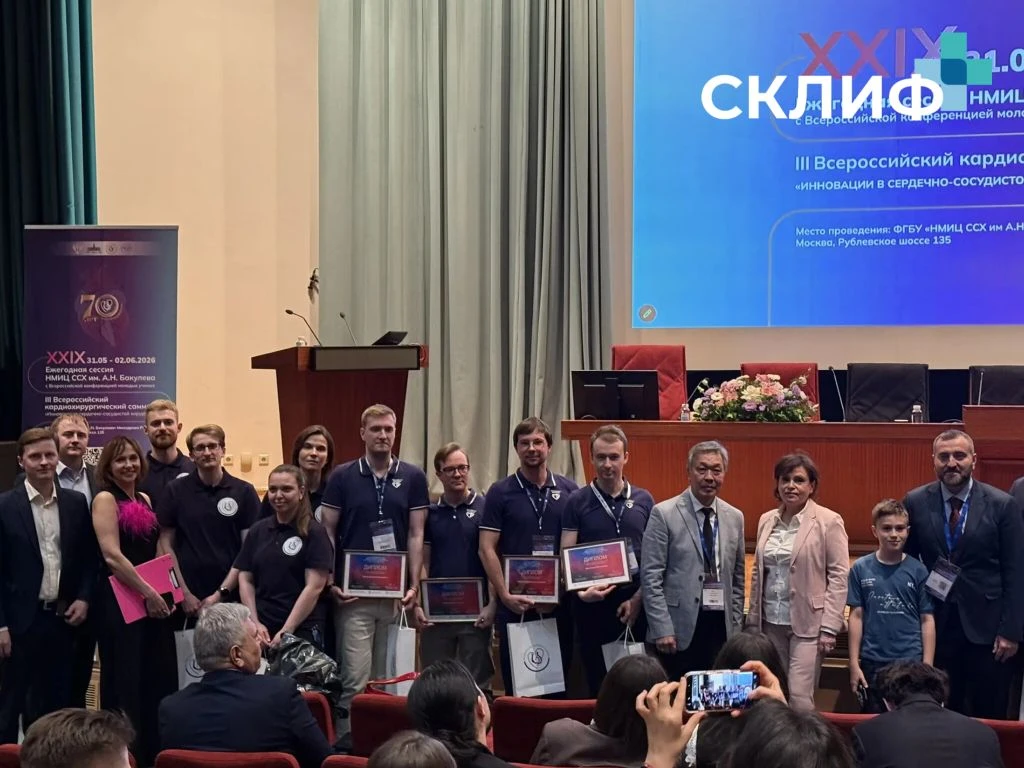 ☄️ Череда блестящих побед наших врачей и ординаторов в профессиональных конкурсах

🏆 Команда наших 