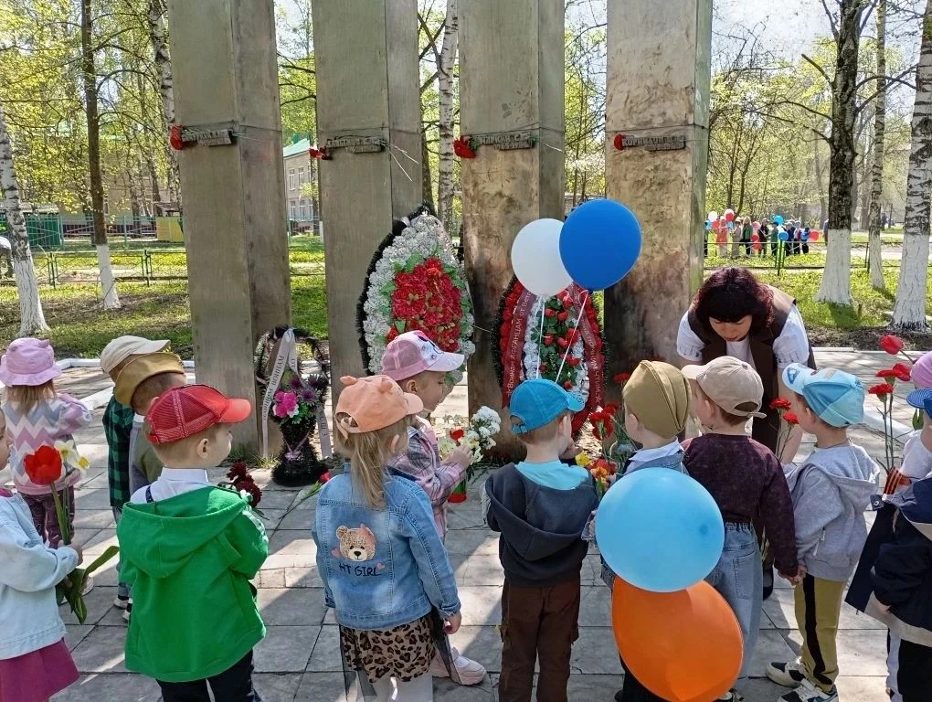 Любовь к Родине, уважение и ответственность за неё закладываются с самого детства. Поколение, которо