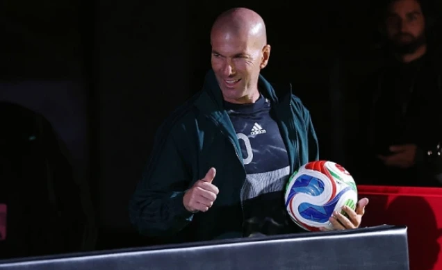 ⚽ Зидан возглавил сборную Франции

Чемпион мира и Европы, обладатель «Золотого мяча» 1998 года стал 