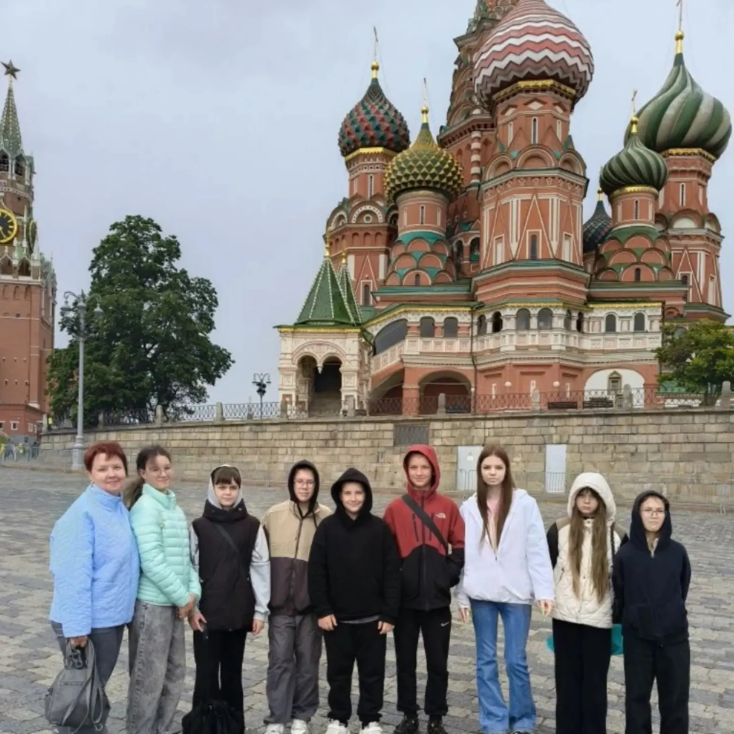 Путешествие во времени и пространстве: школьная экспедиция в Казань

Для группы наших школьников под