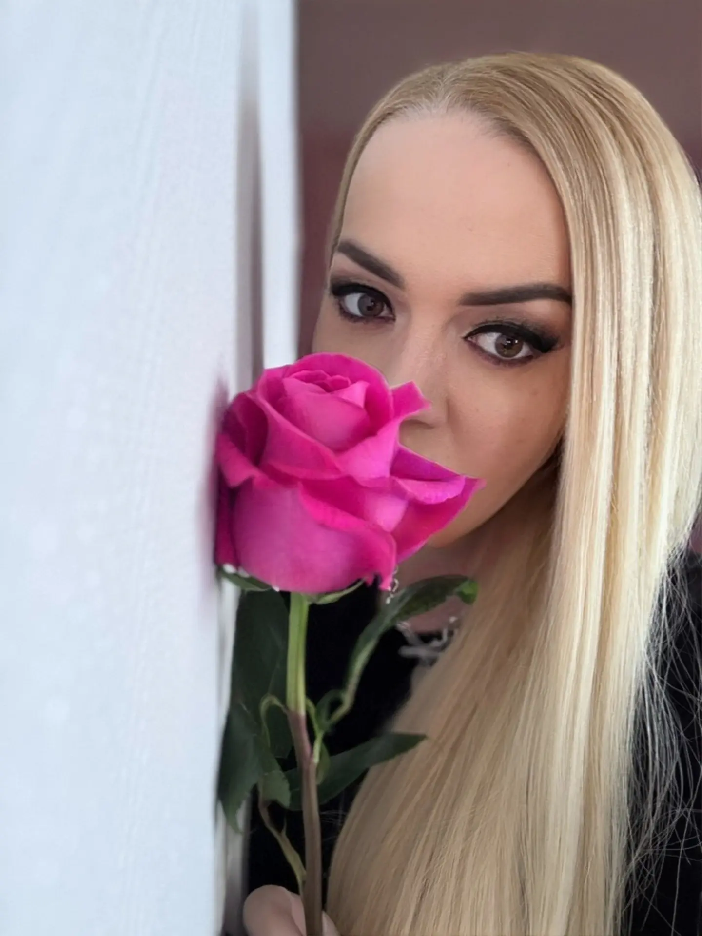 Я вспомнила фразу «молчи женщина, твой день - 8 марта» и решила сказать ВСЁ. 

Знаете что, дорогие м
