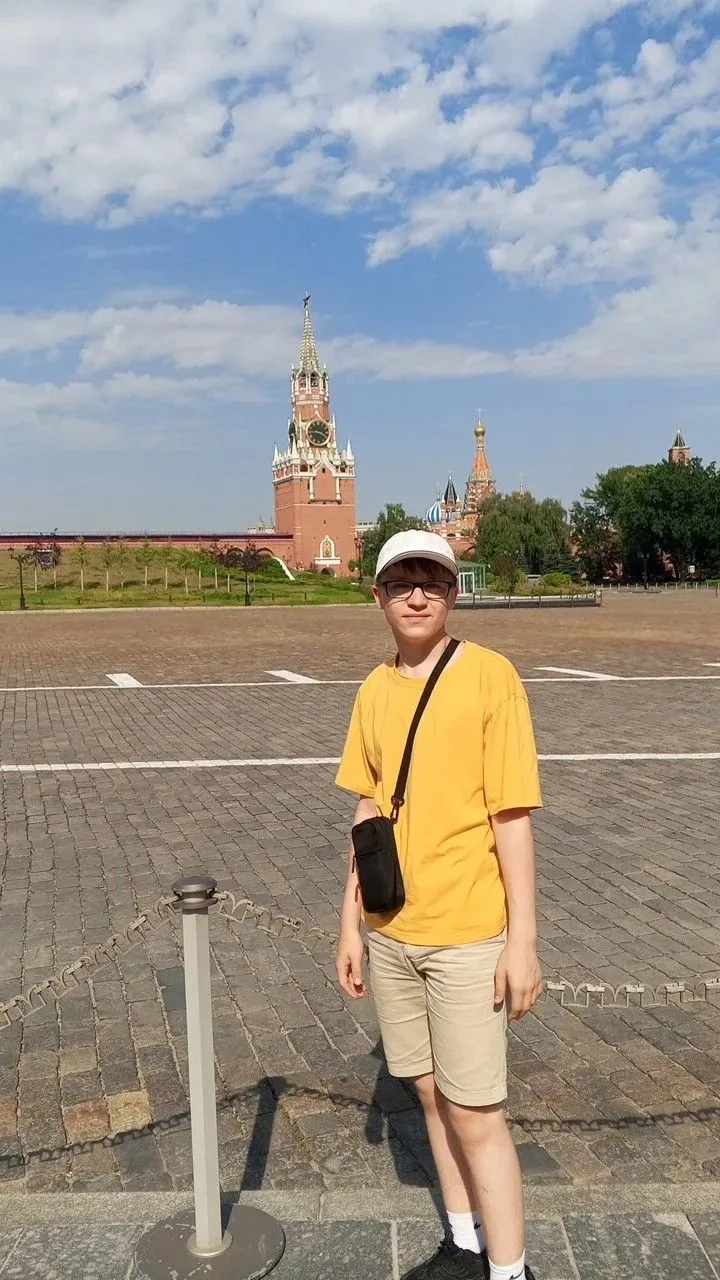 Экзамены позади, но волнение выпускников и учителей продолжает бить ключом. Сегодня мы с радостью со