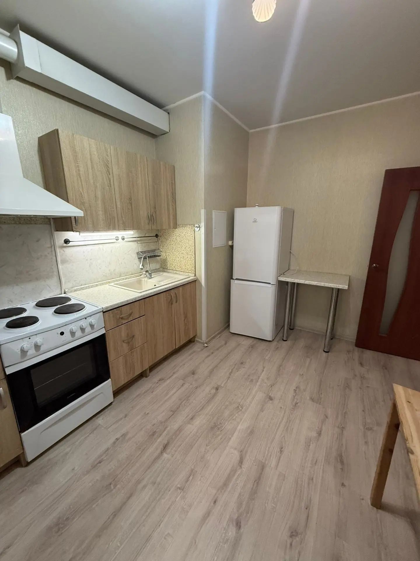 max.ru/channel_ro...
🏡 Сдается уютная 3-комнатная квартира в ЖК "Красные Ворота"

📍 Адрес: Суздаль