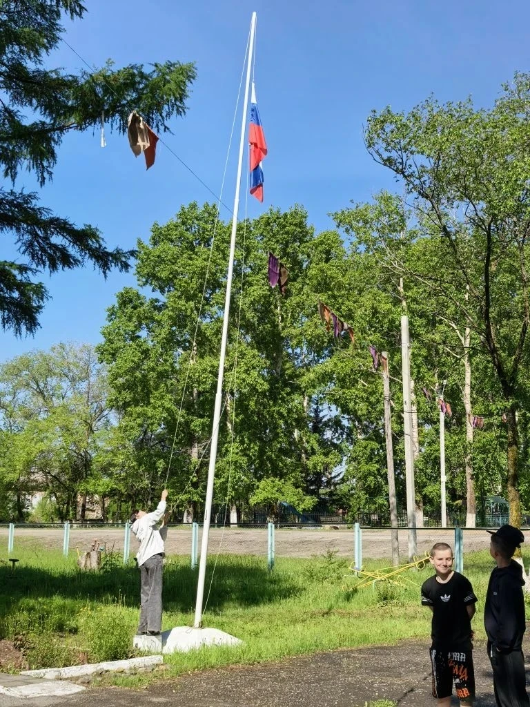 ☀️10 июня
 День в пришкольном летнем лагере: ярко и с пользой! ☀️

Сегодня в нашем лагере было много