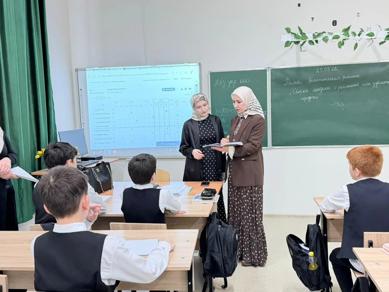 Качество образования под контролем: в школе прошел мониторинг учебной деятельности.
В нашей школе пр